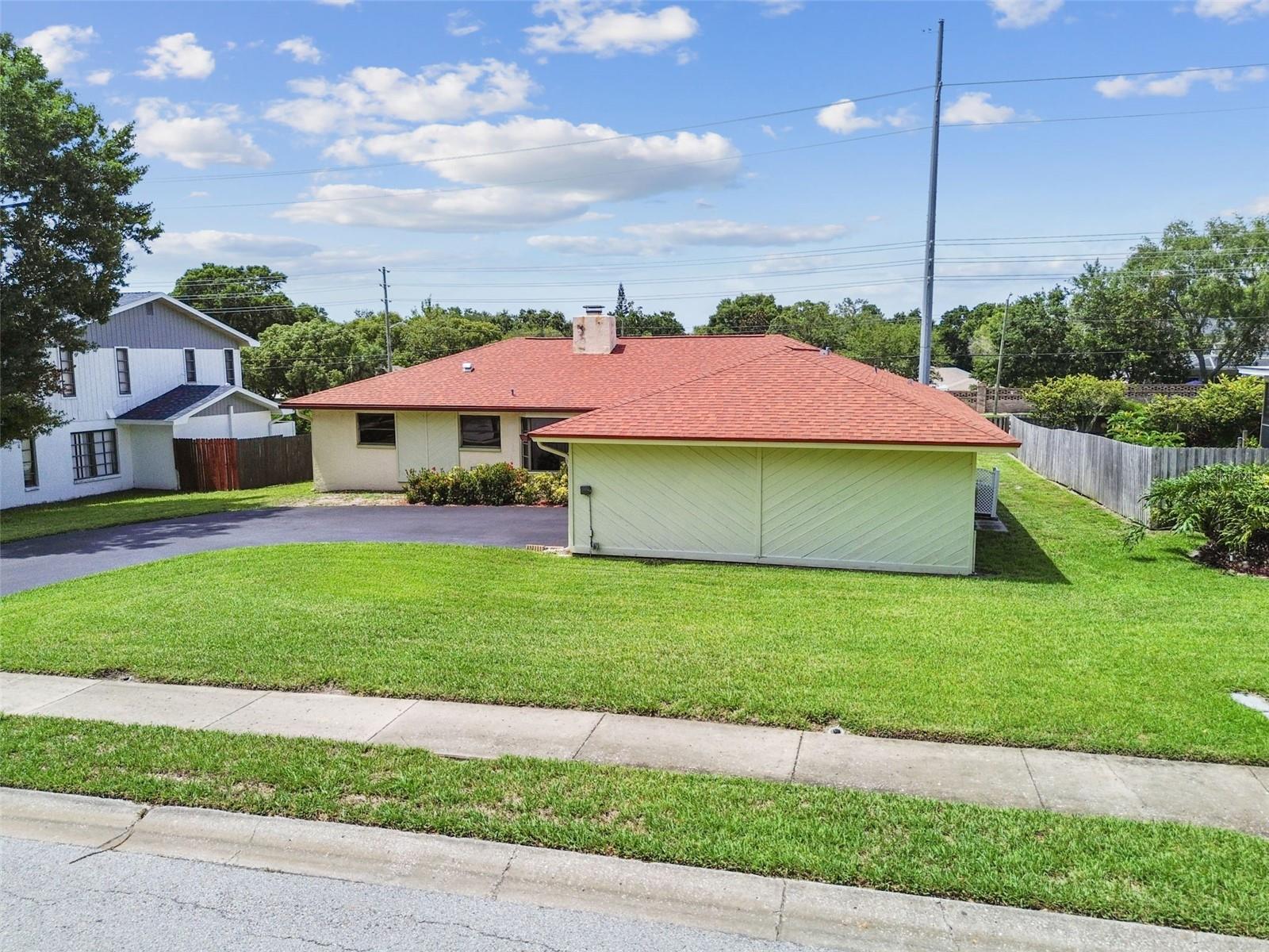 Image 68 of 91 For 855 Pinewood Terrace W