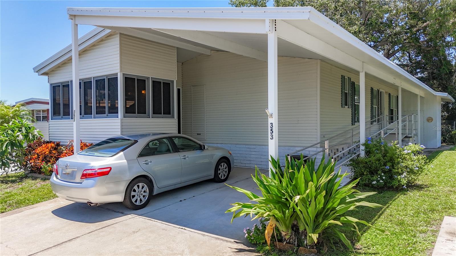 Image 50 of 67 For 9790 66th Street N 353