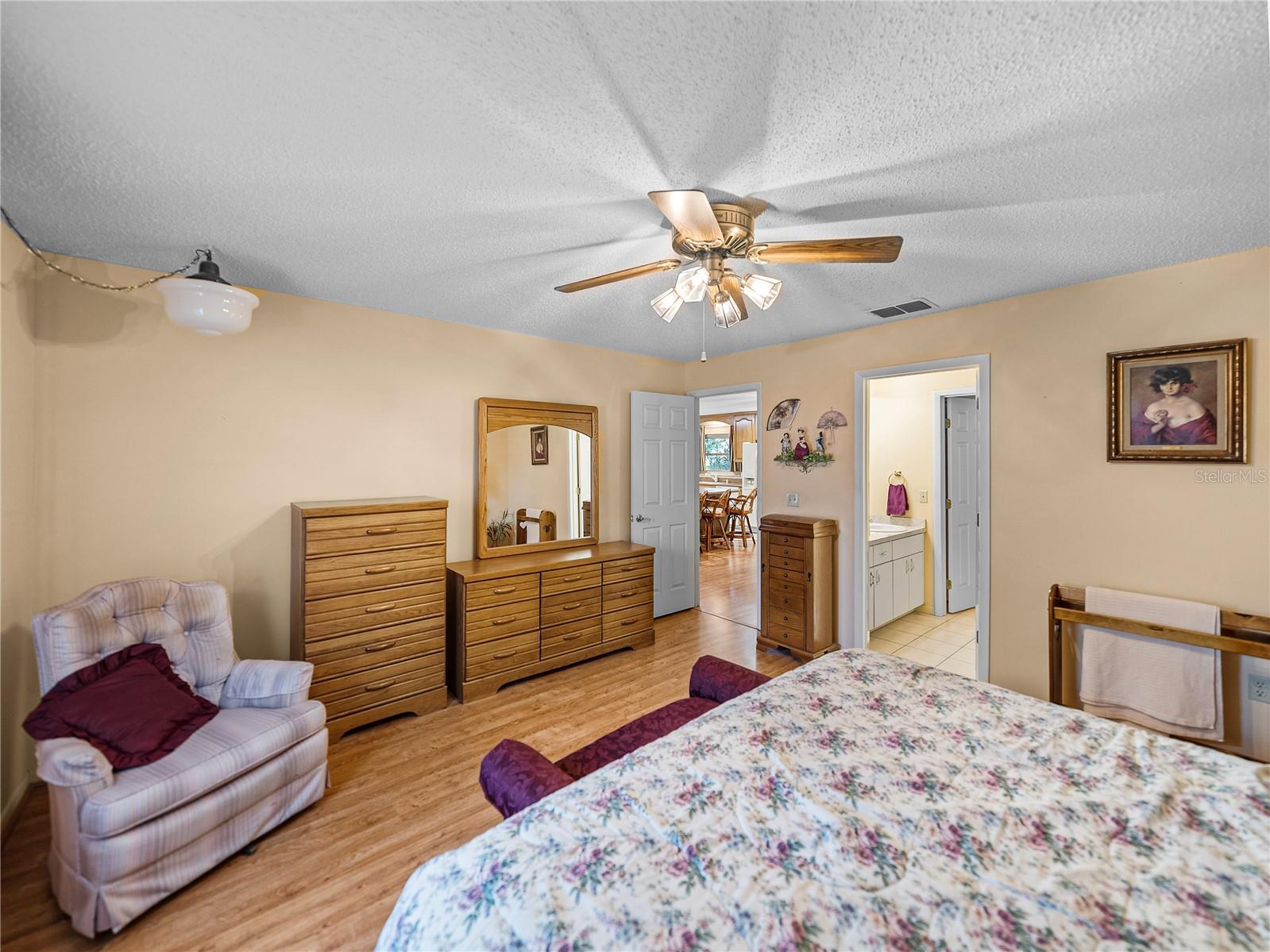 Image 24 of 54 For 37821 Willingham Avenue