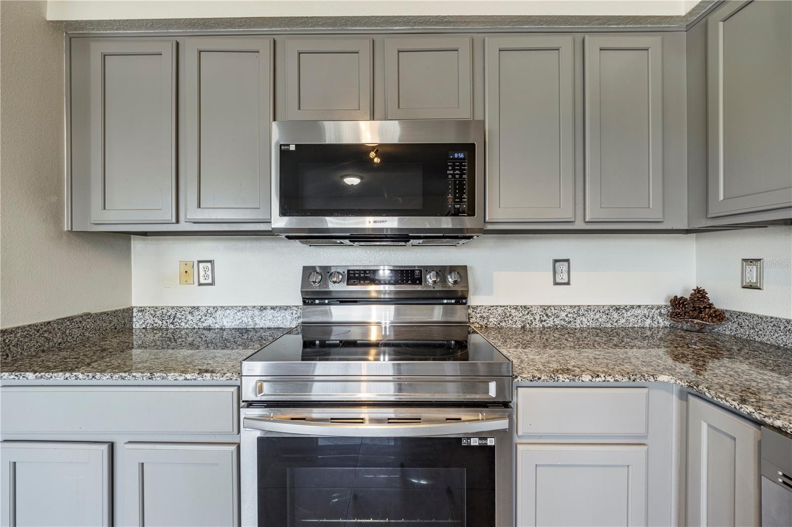 Image 9 of 40 For 7819 Carriage Pointe Drive