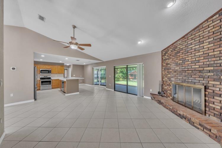 Image 19 of 56 For 302 Old Mulrennan Road