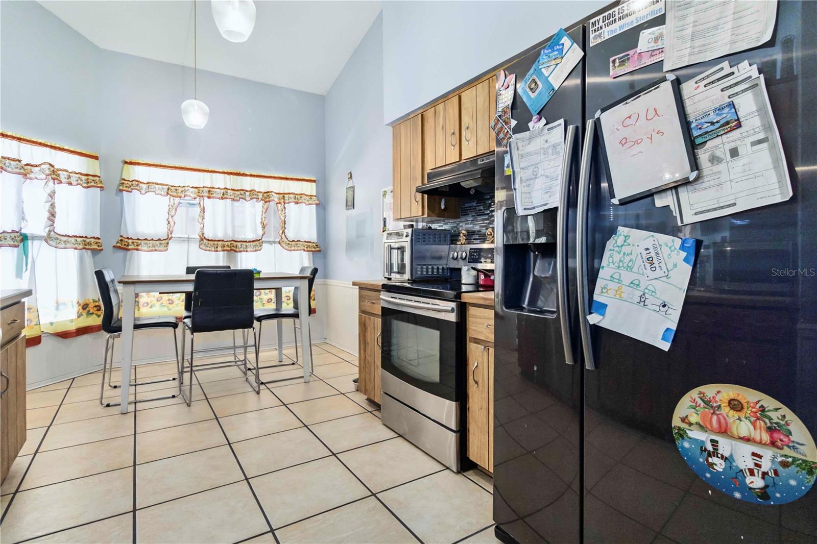 Image 14 of 30 For 817 Helm Avenue Nw
