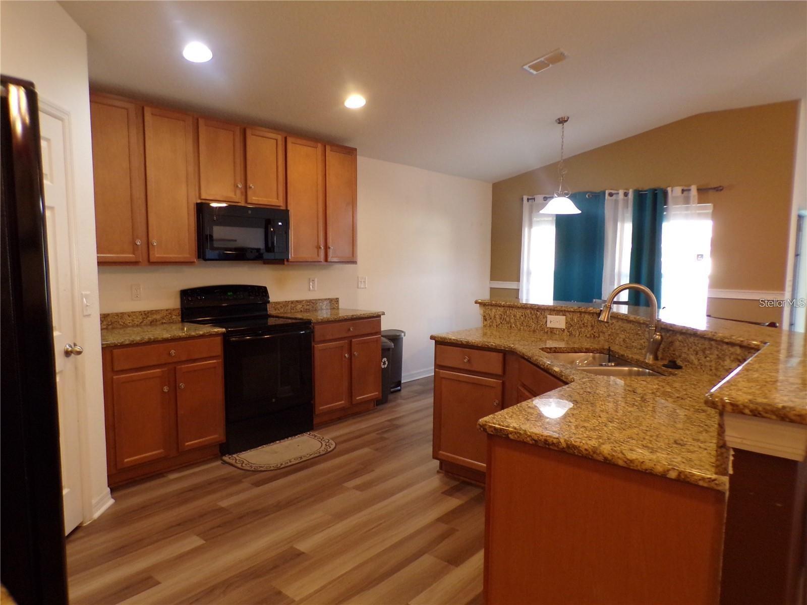 Image 7 of 19 For 10509 Bull Grass Drive