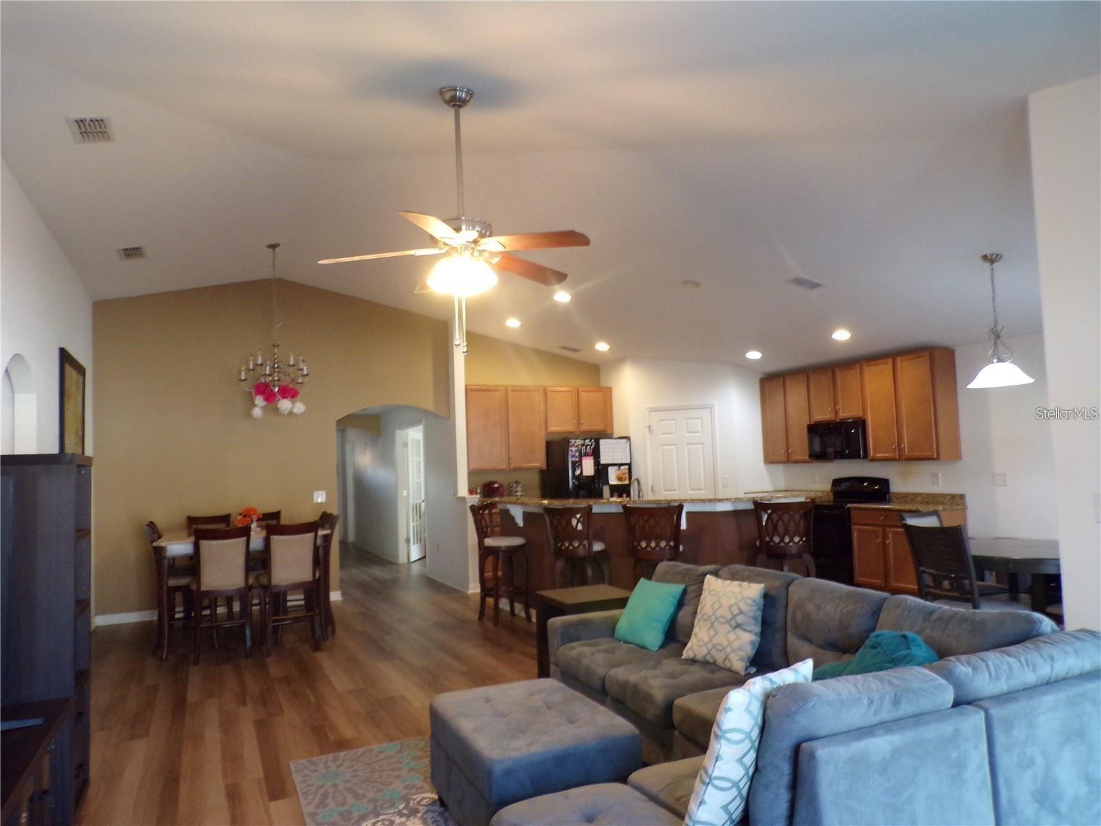 Image 9 of 19 For 10509 Bull Grass Drive