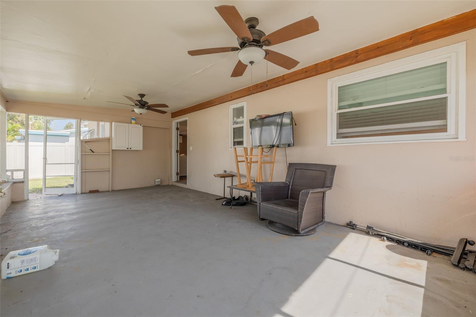 Image 17 of 26 For 6730 10th Avenue Terrace S