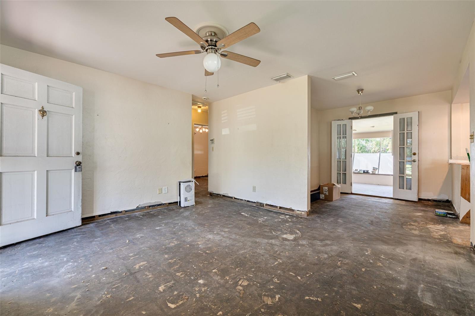 Image 2 of 26 For 6730 10th Avenue Terrace S