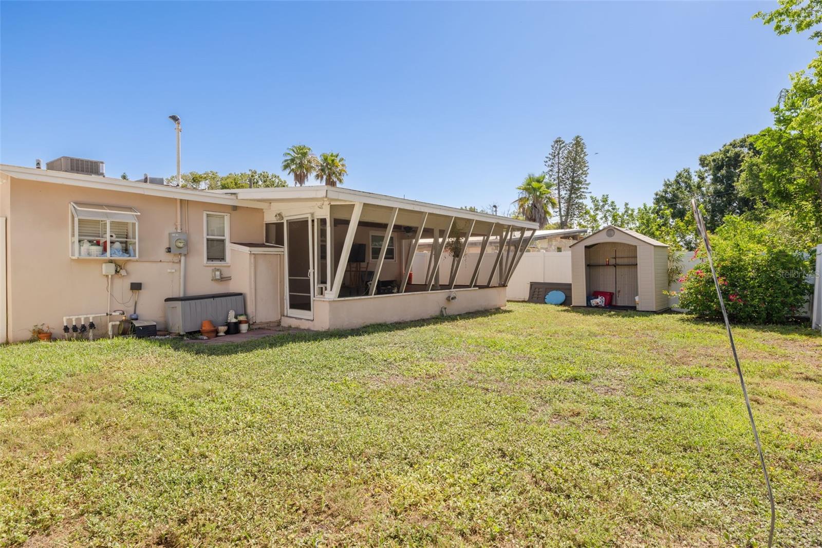 Image 20 of 26 For 6730 10th Avenue Terrace S