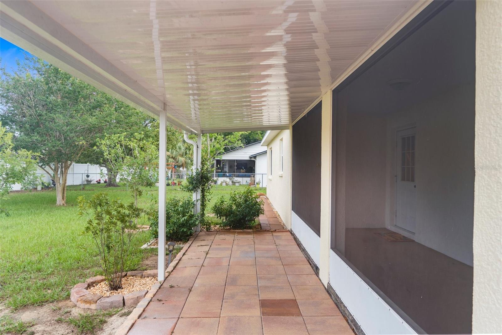 Listing photo id 29 for 13384 Brighton Street