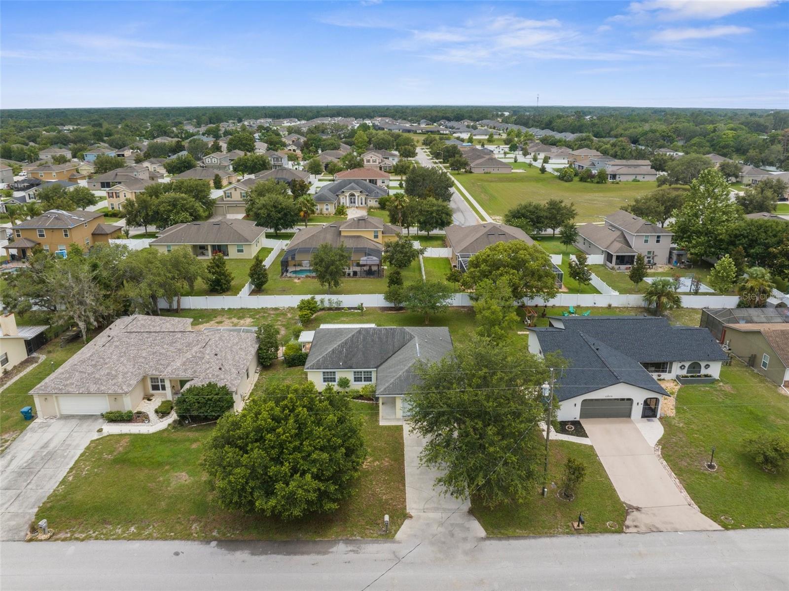 Listing photo id 32 for 13384 Brighton Street