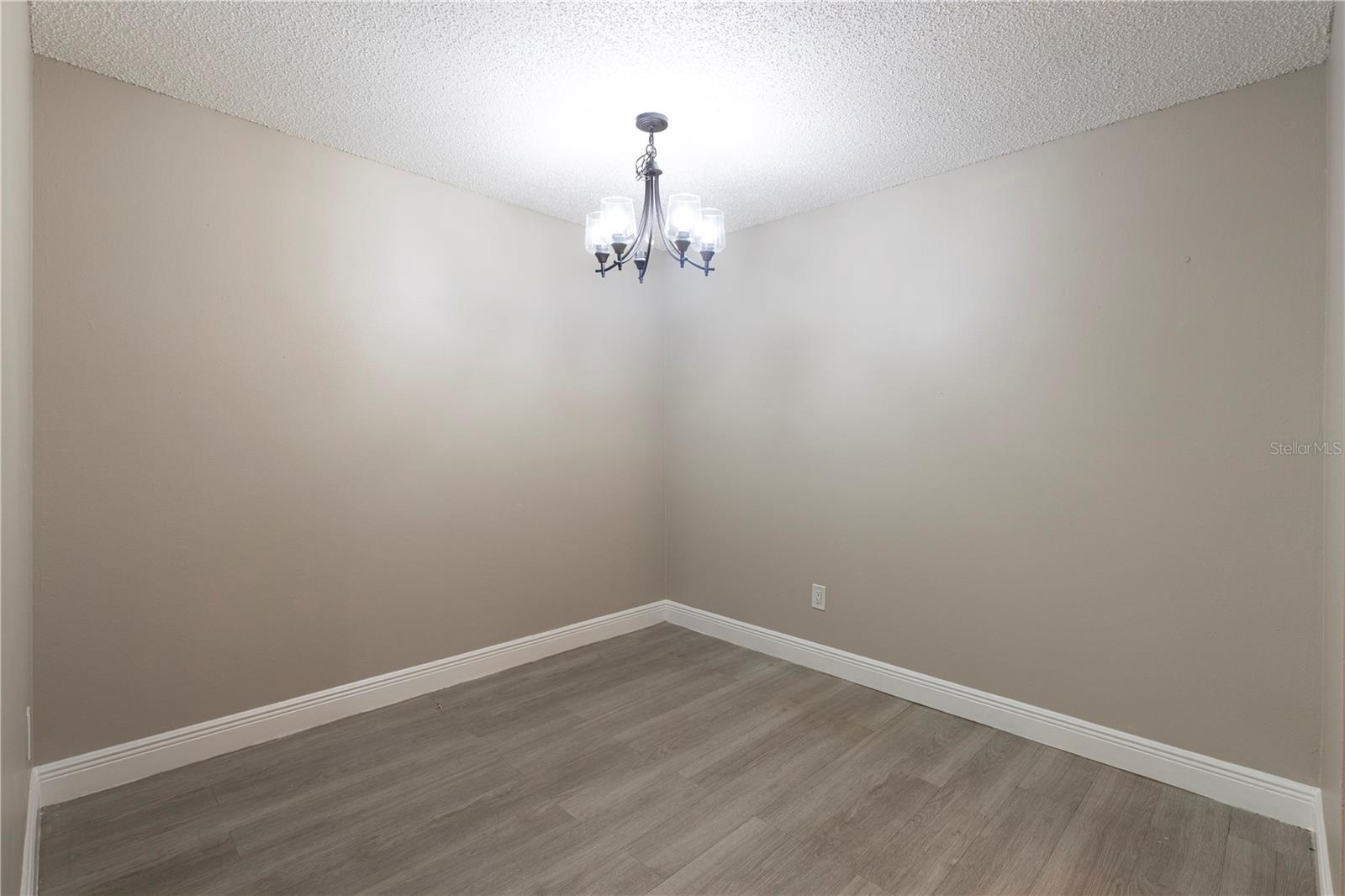 Image 13 of 35 For 3805 Cortez Circle B