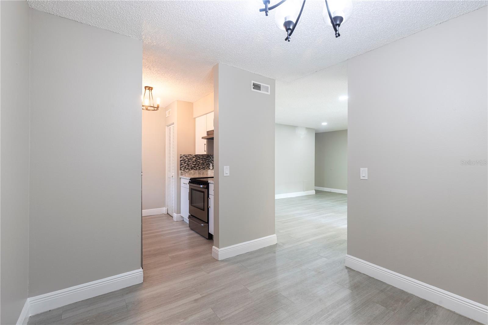 Image 14 of 35 For 3805 Cortez Circle B