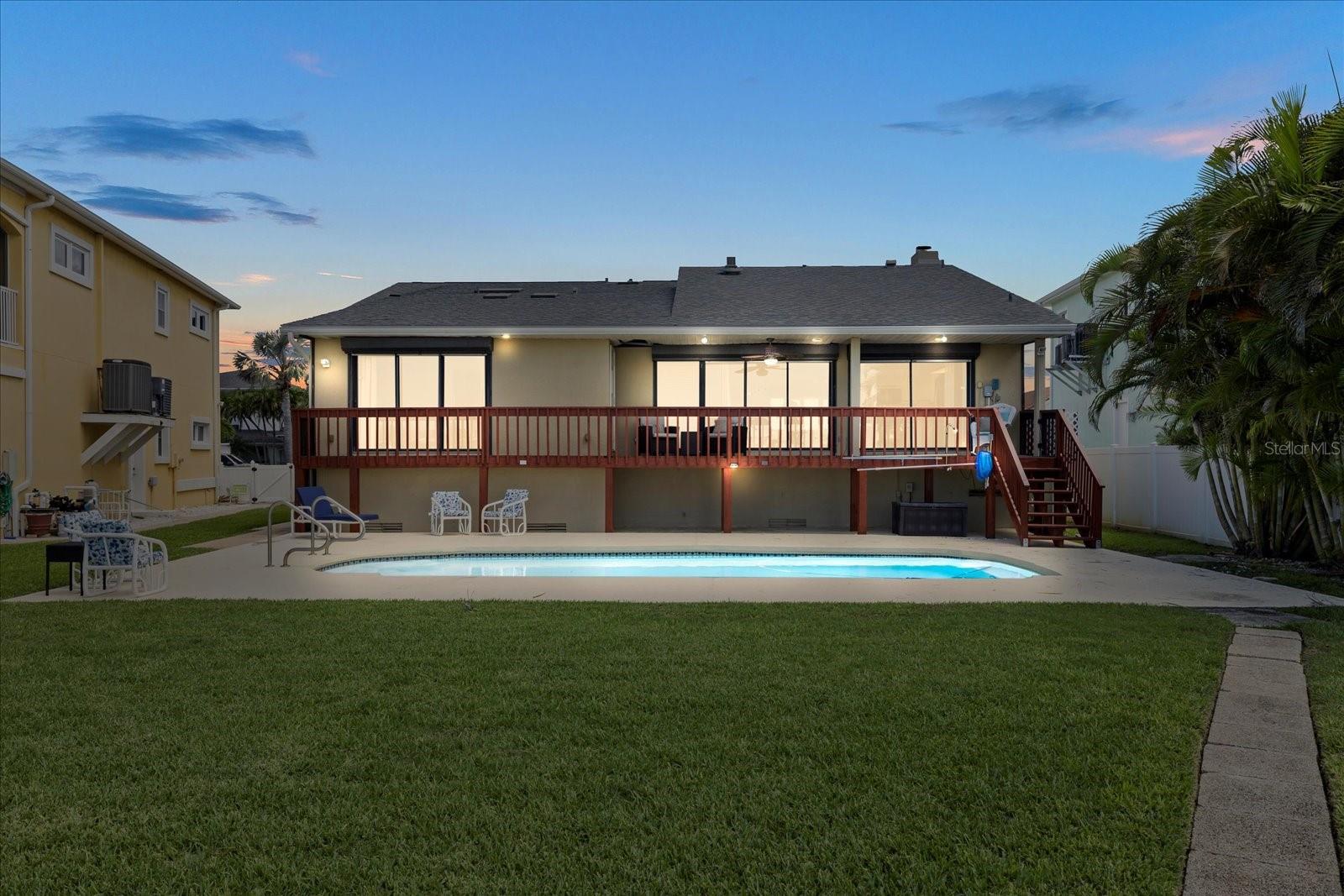 Image 10 of 49 For 17025 Dolphin Drive