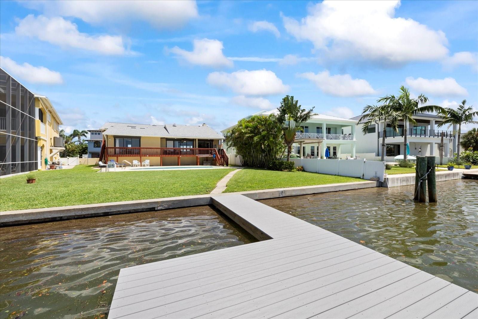 Image 13 of 49 For 17025 Dolphin Drive