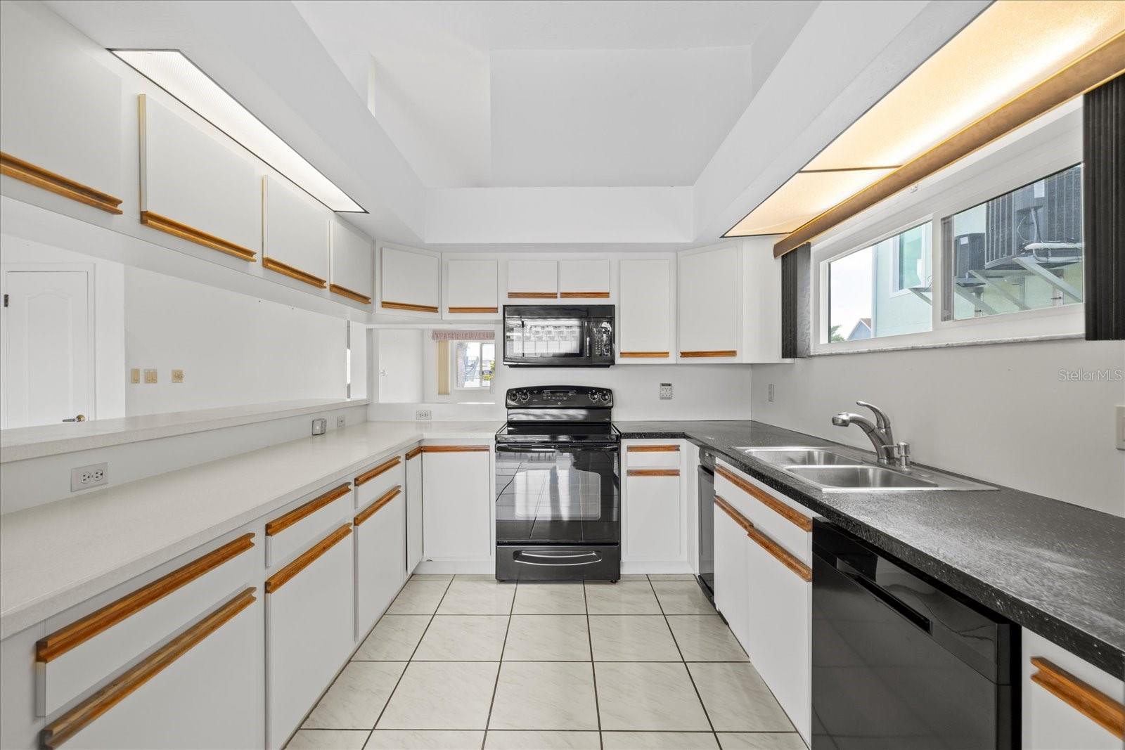 Image 23 of 49 For 17025 Dolphin Drive
