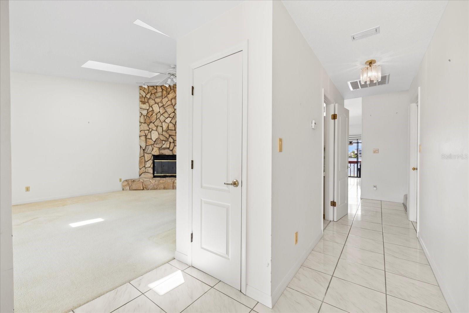 Image 26 of 49 For 17025 Dolphin Drive