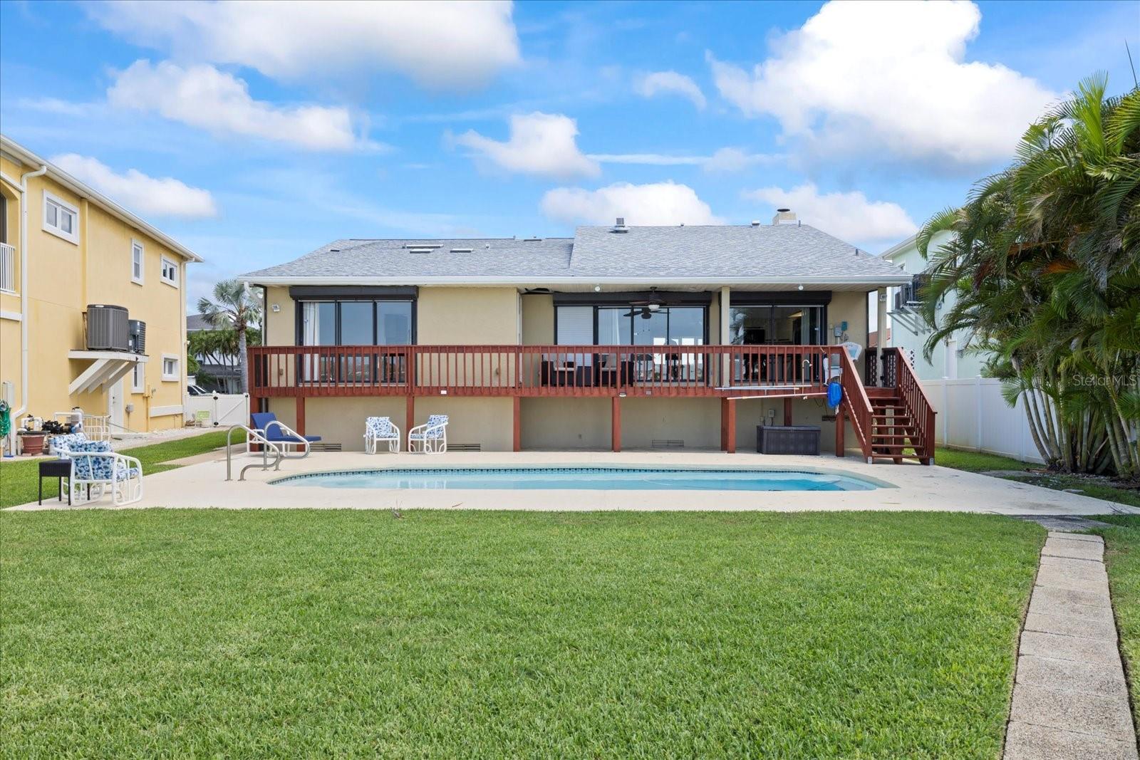 Image 6 of 49 For 17025 Dolphin Drive