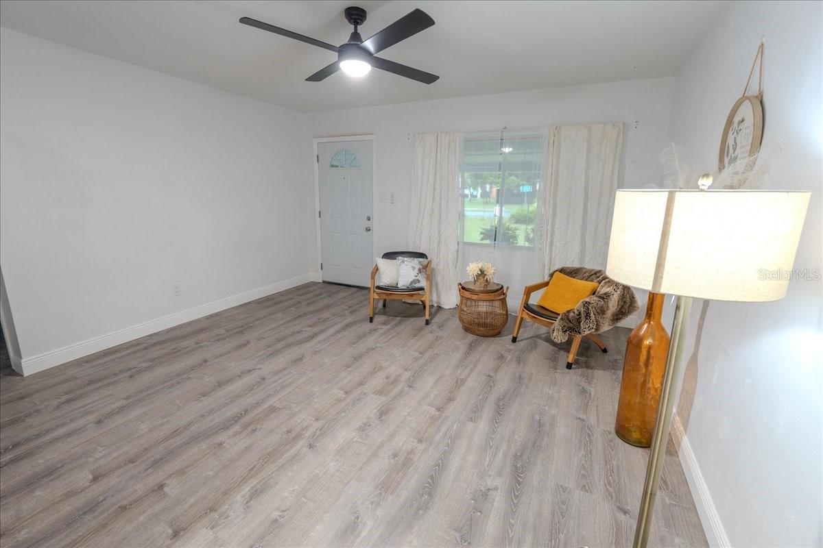 Image 5 of 46 For 1400 Fern Road