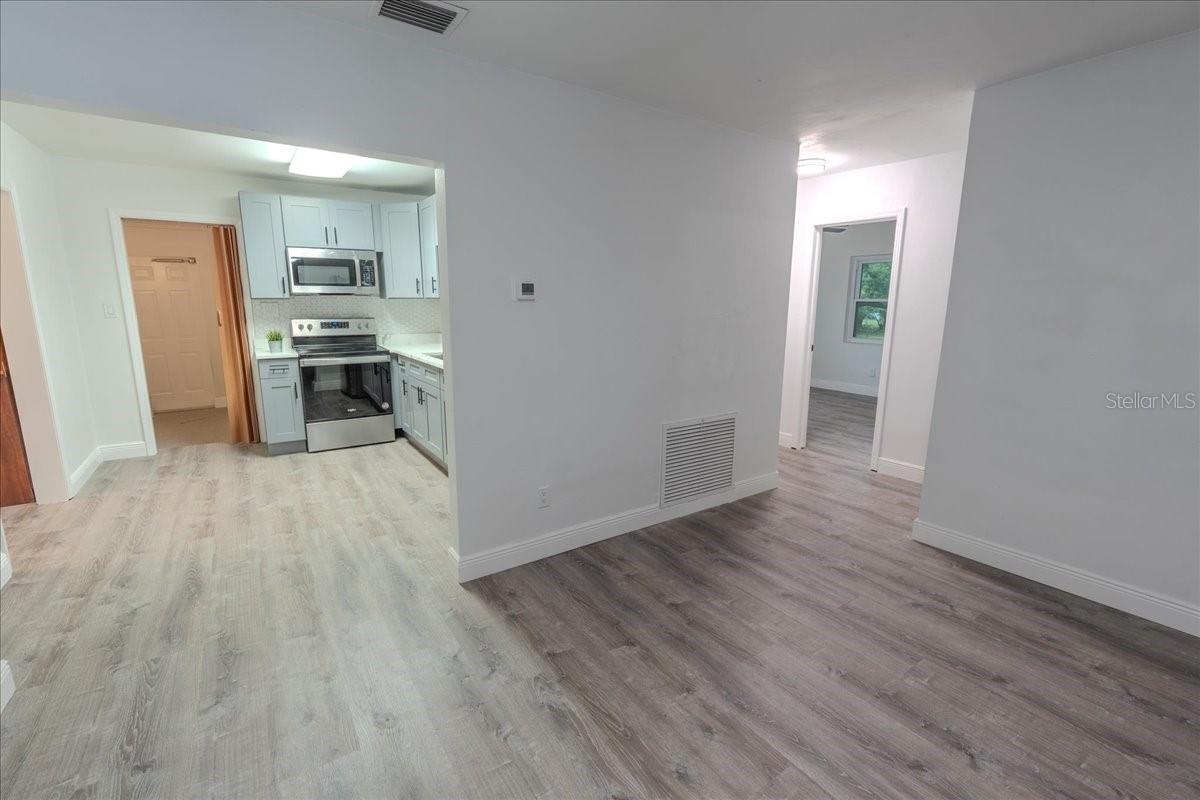 Image 6 of 46 For 1400 Fern Road