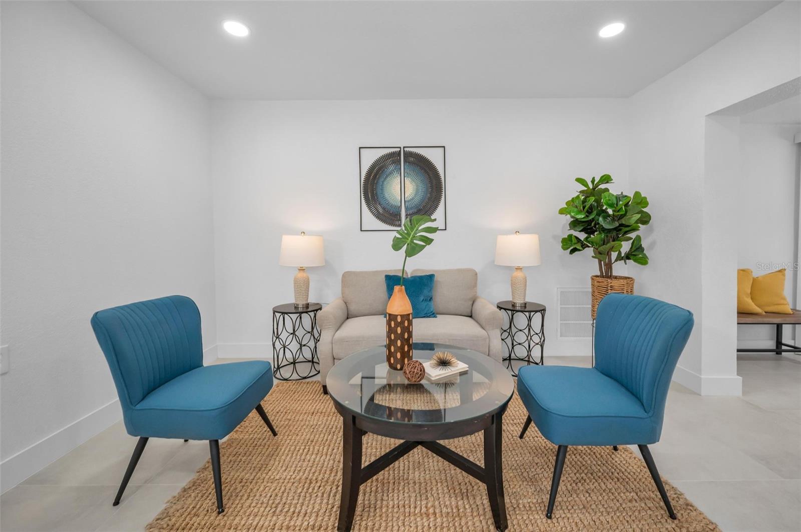 Listing photo id 24 for 112 Peterson Lane