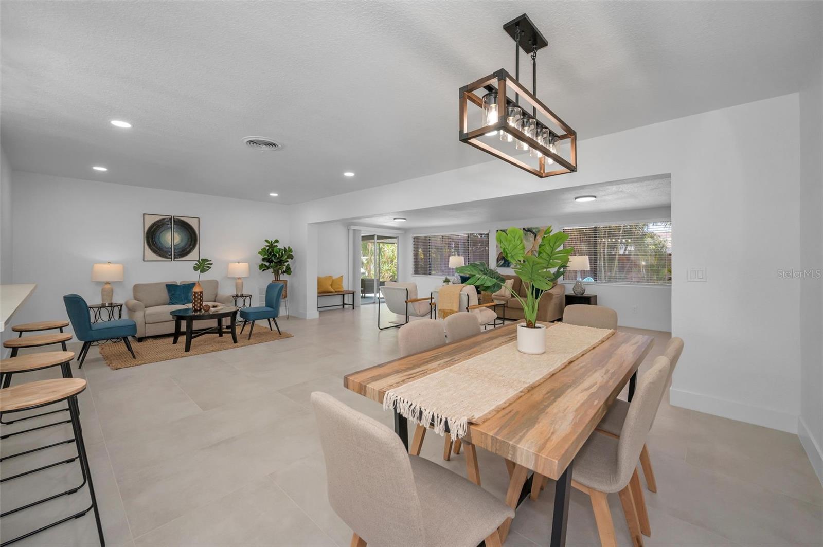 Listing photo id 26 for 112 Peterson Lane