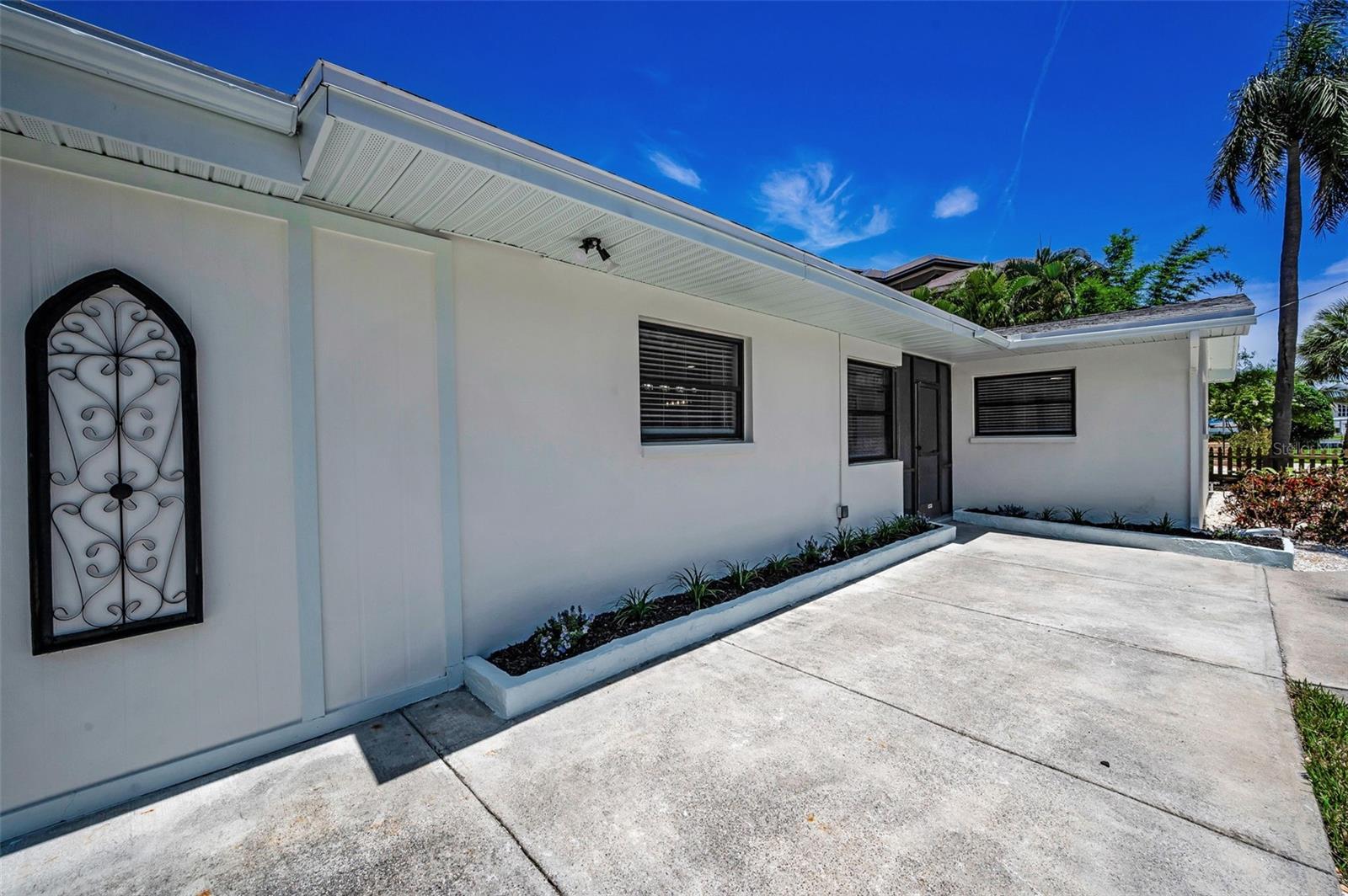 Listing photo id 5 for 112 Peterson Lane