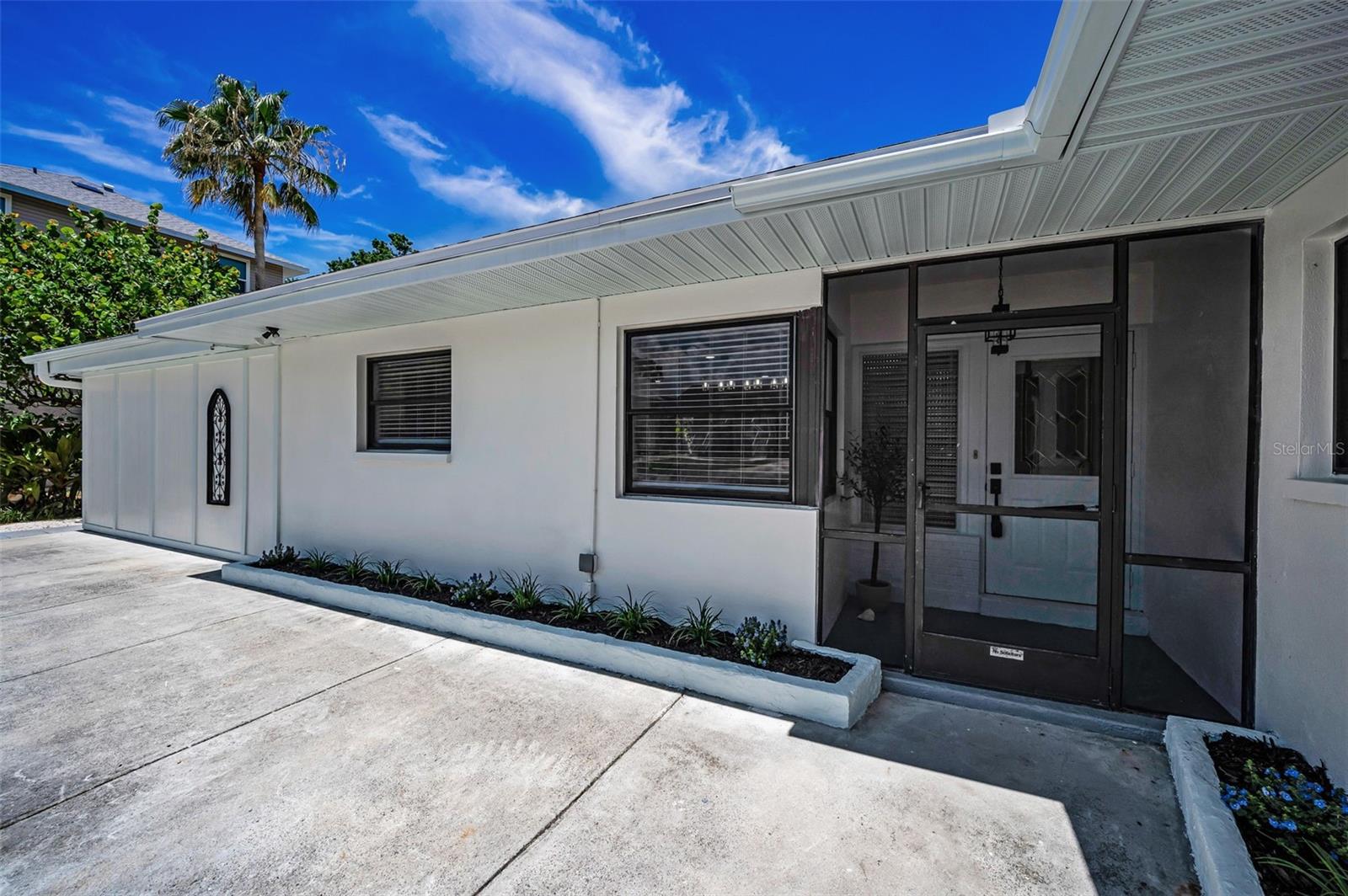 Listing photo id 6 for 112 Peterson Lane