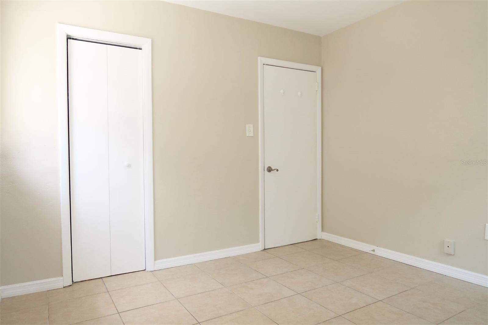 Image 10 of 21 For 720 88th Avenue N