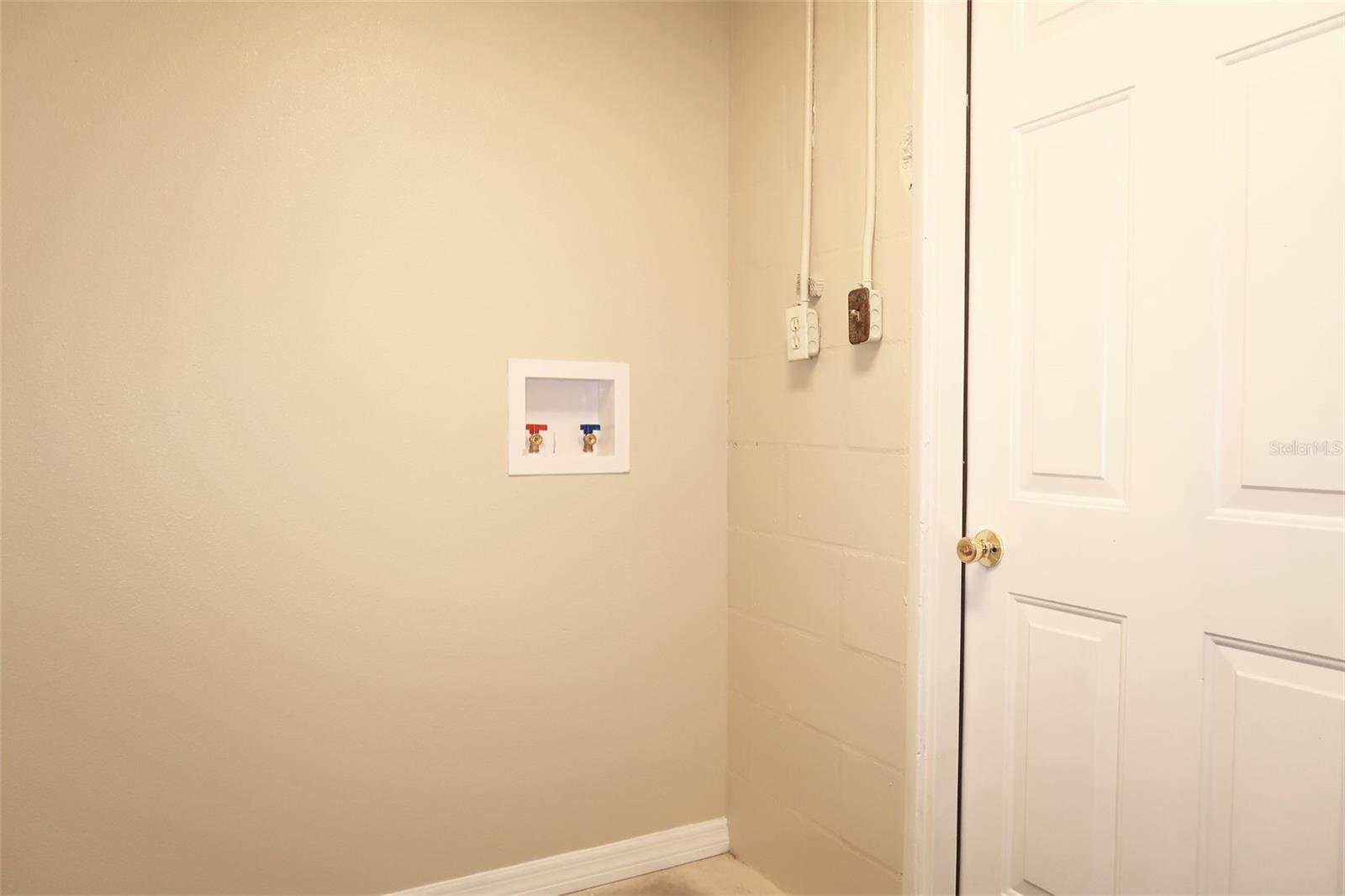 Image 19 of 21 For 720 88th Avenue N