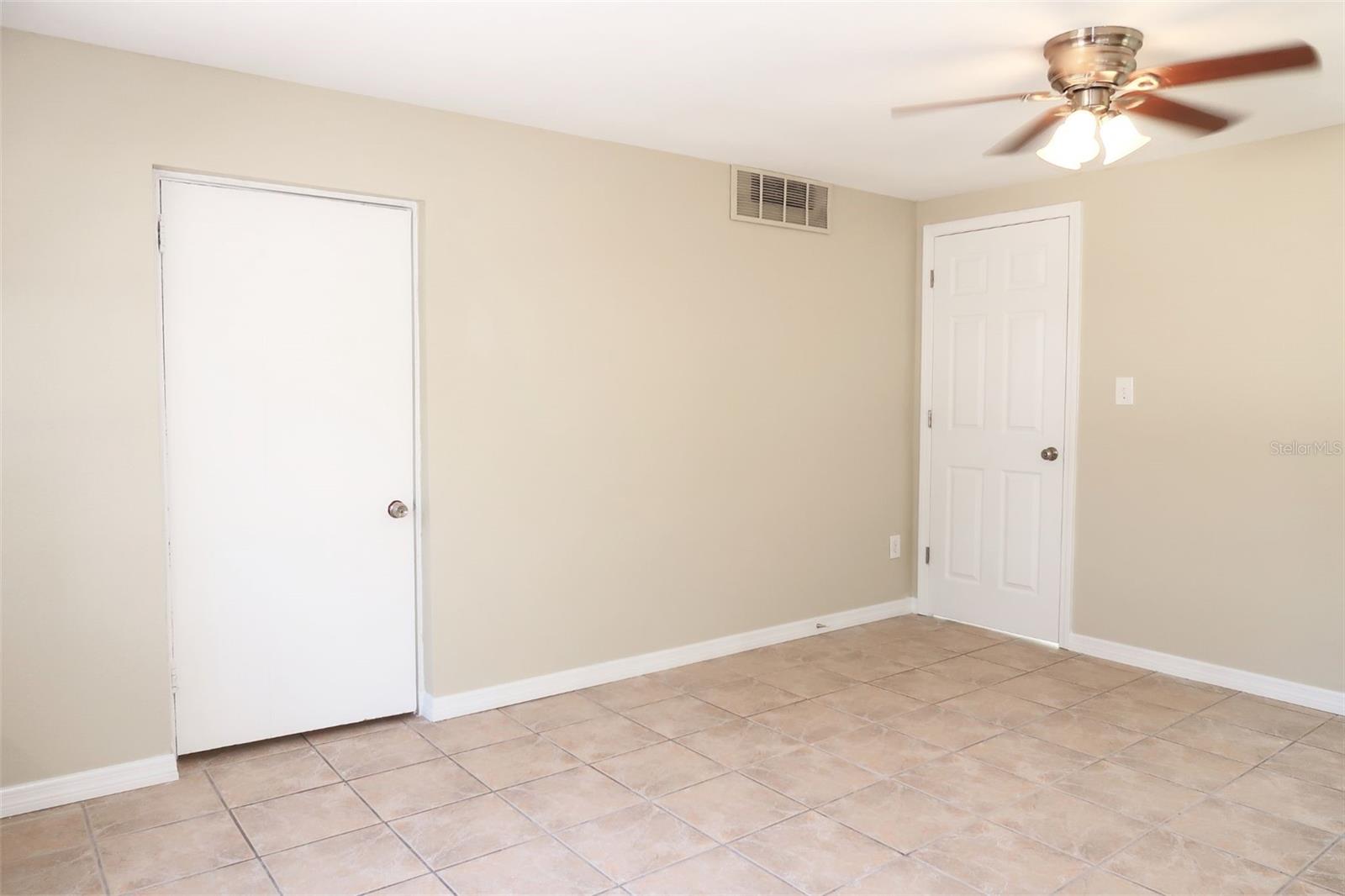Image 6 of 21 For 720 88th Avenue N