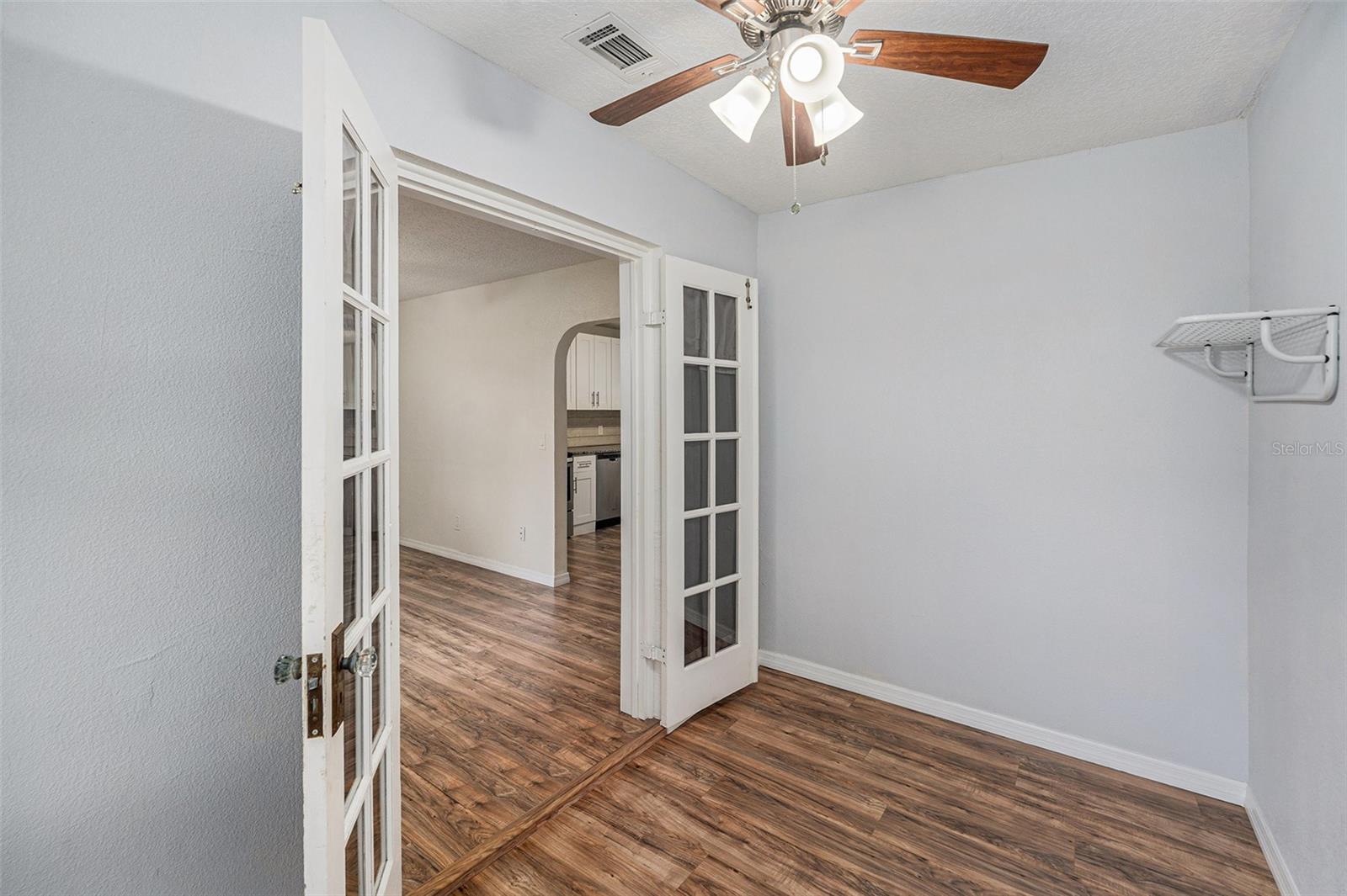 Image 11 of 25 For 3205 68th Avenue N