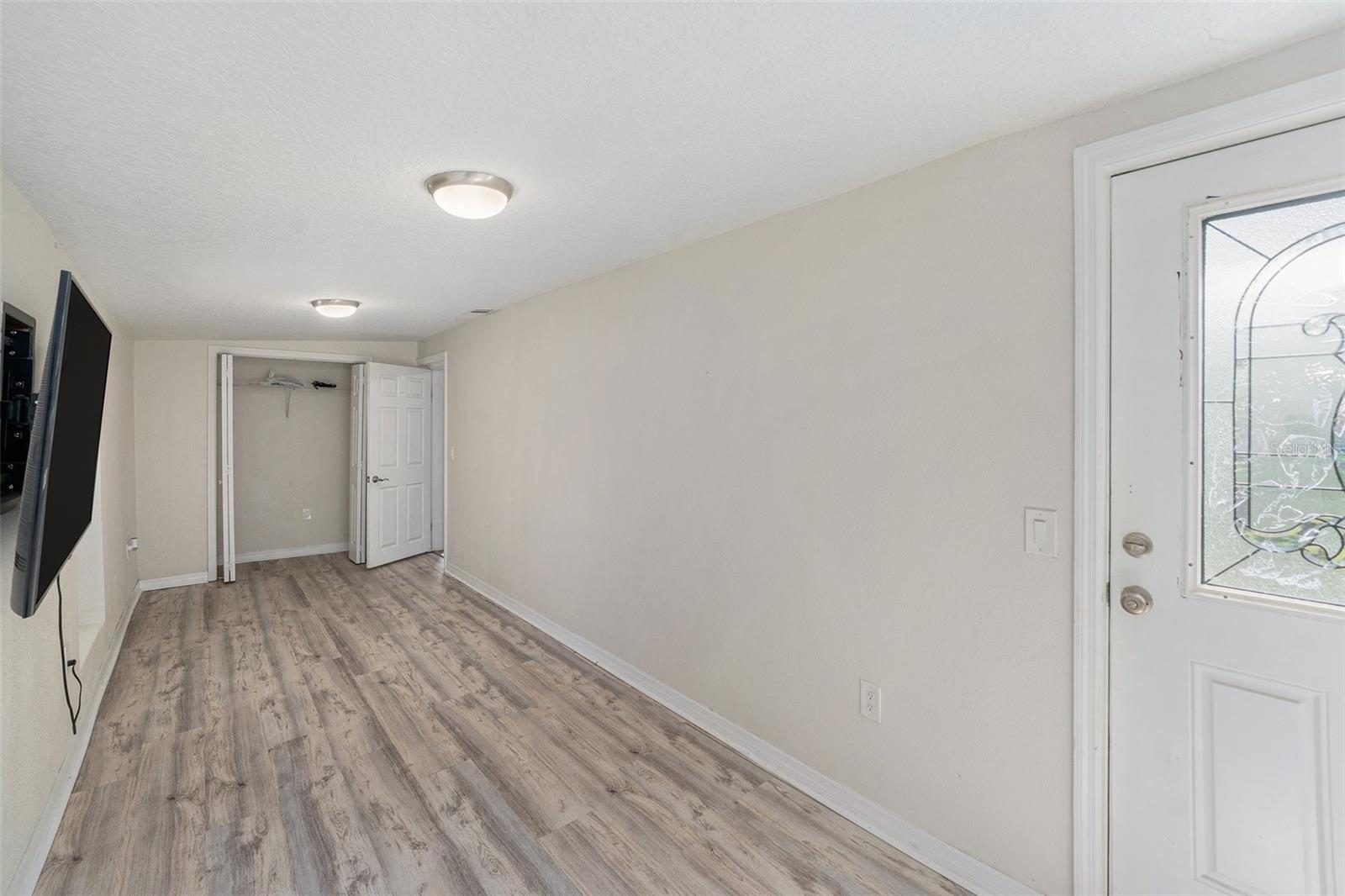 Image 15 of 25 For 3205 68th Avenue N