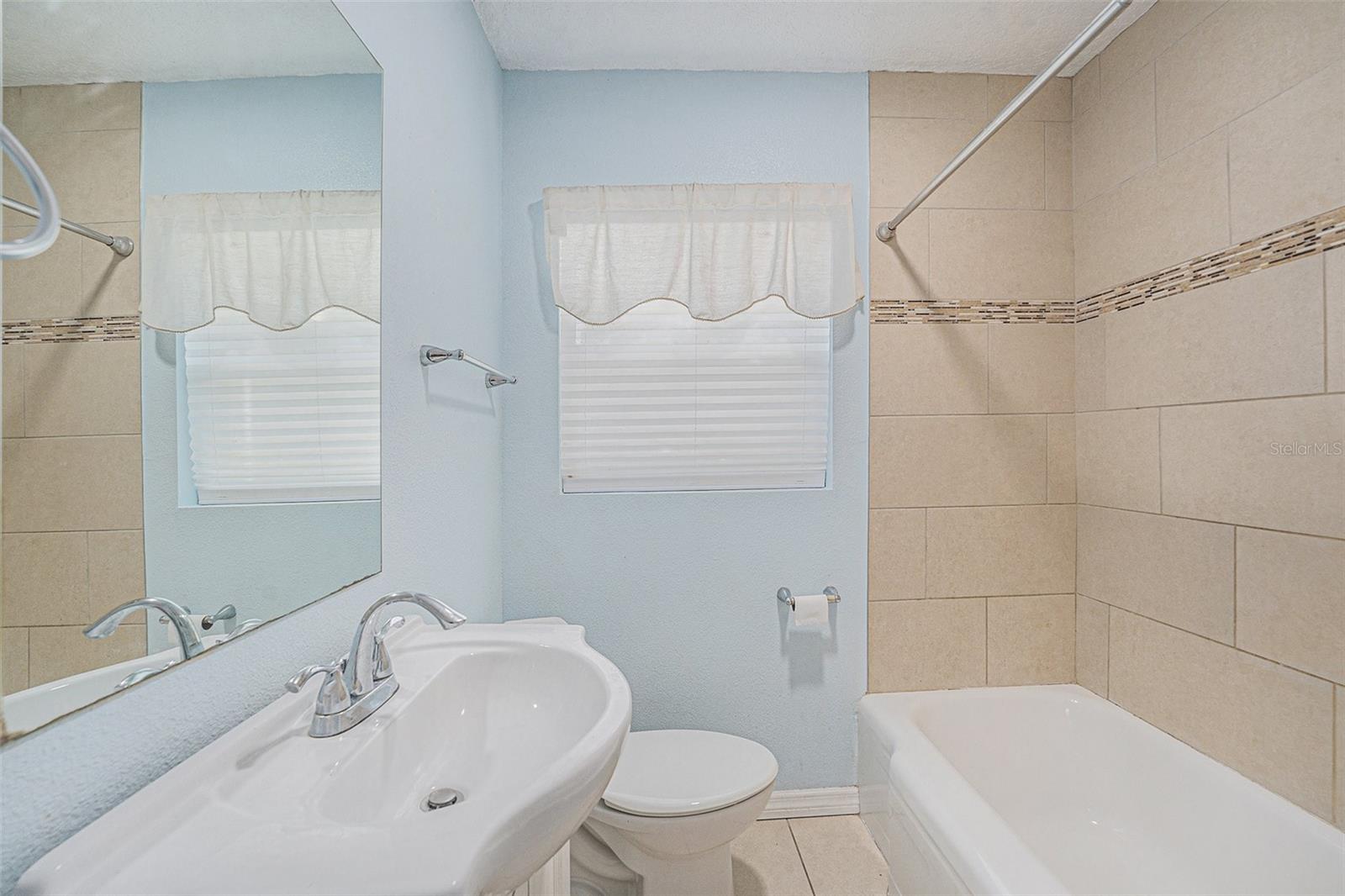 Image 19 of 25 For 3205 68th Avenue N