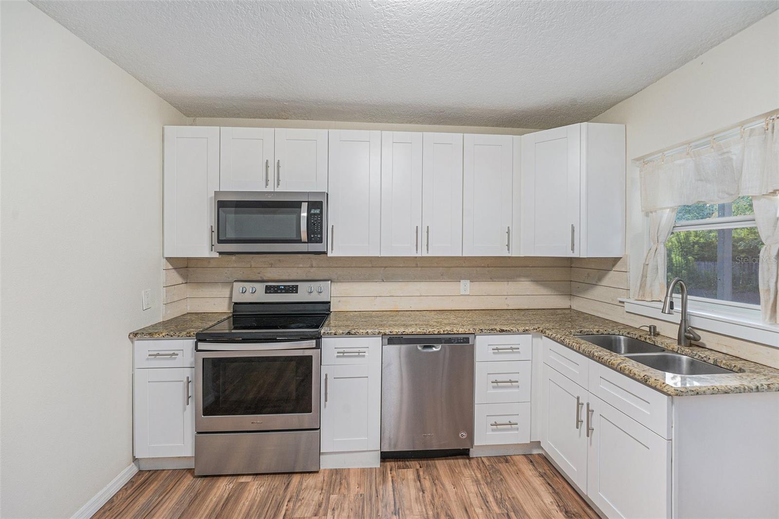 Image 9 of 25 For 3205 68th Avenue N