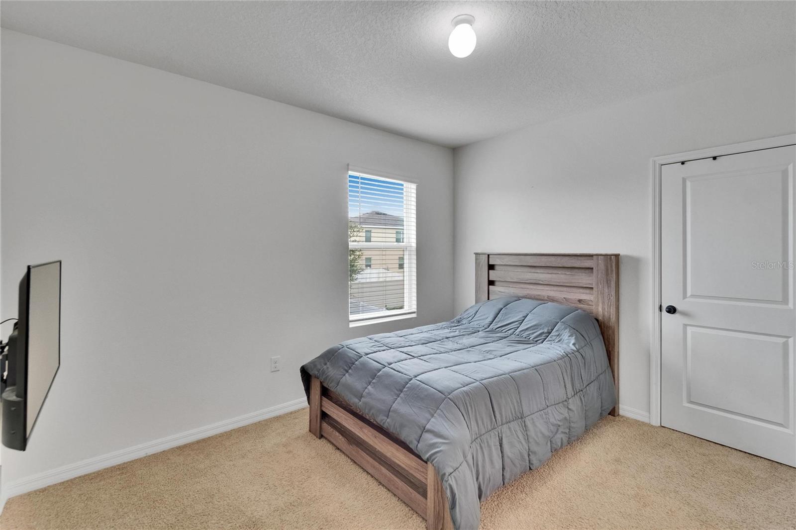 Image 20 of 30 For 11019 Leland Groves Drive