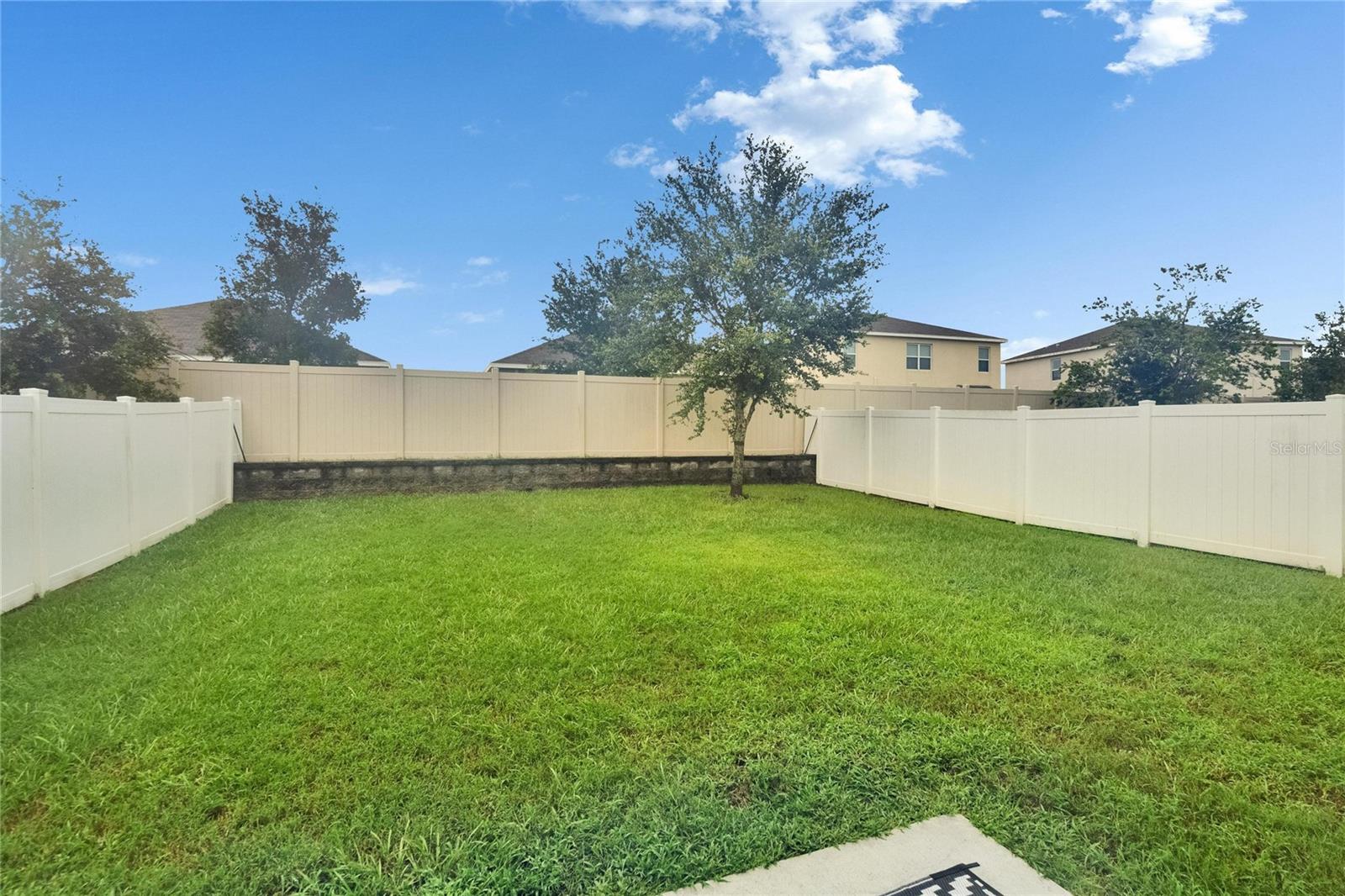Image 25 of 30 For 11019 Leland Groves Drive