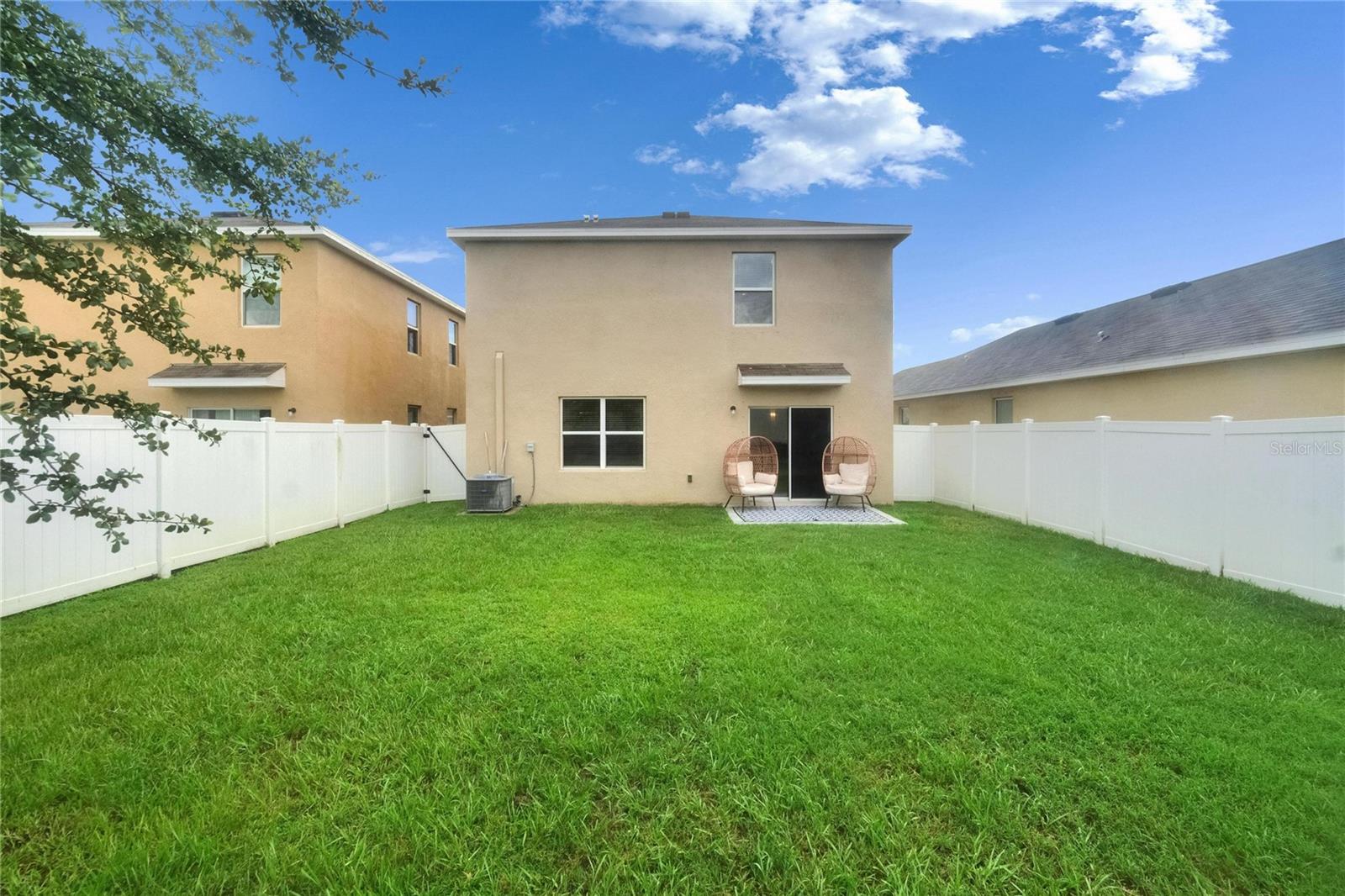 Image 26 of 30 For 11019 Leland Groves Drive
