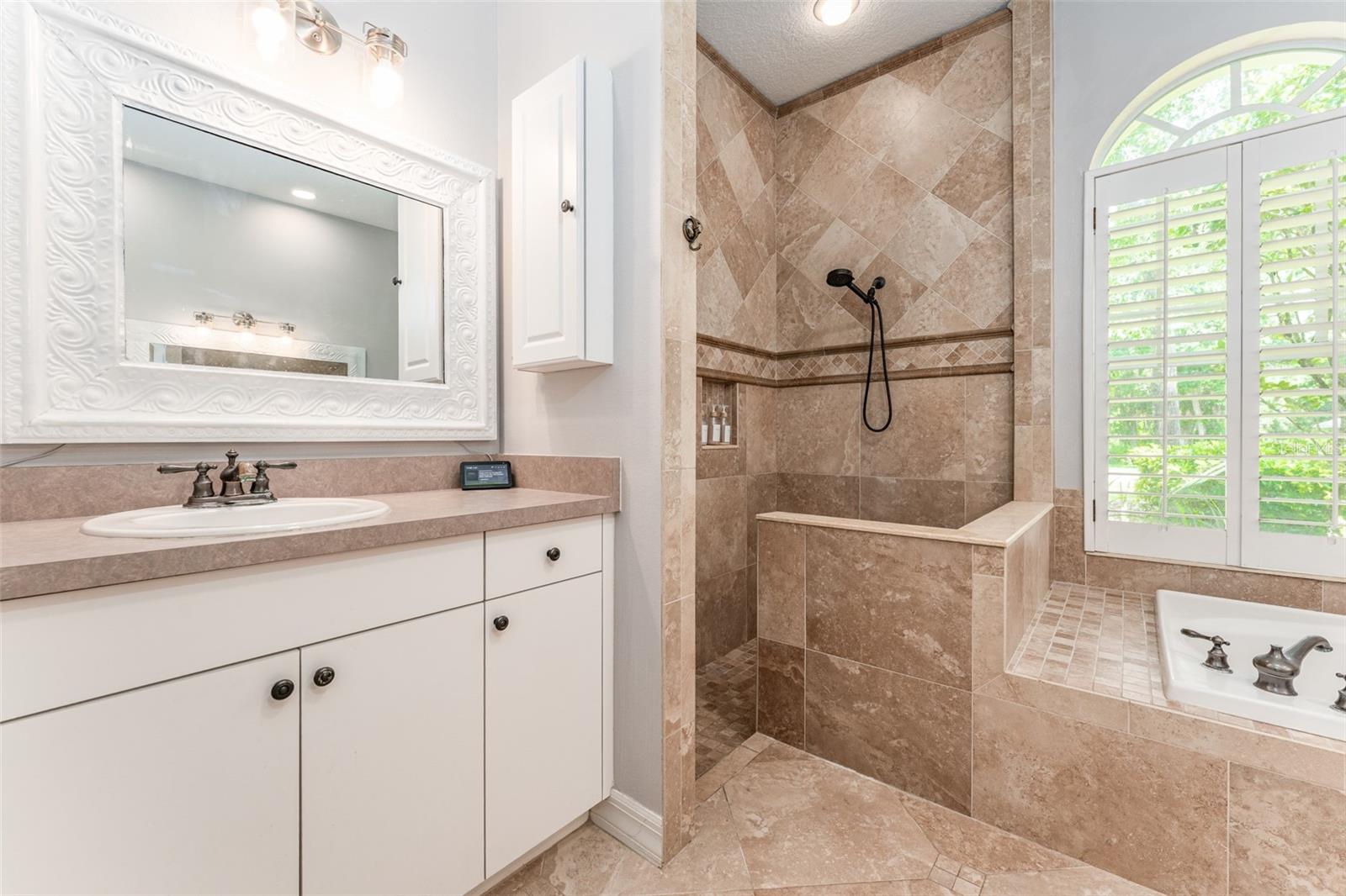 Image 20 of 62 For 5927 Flatwoods Manor Circle