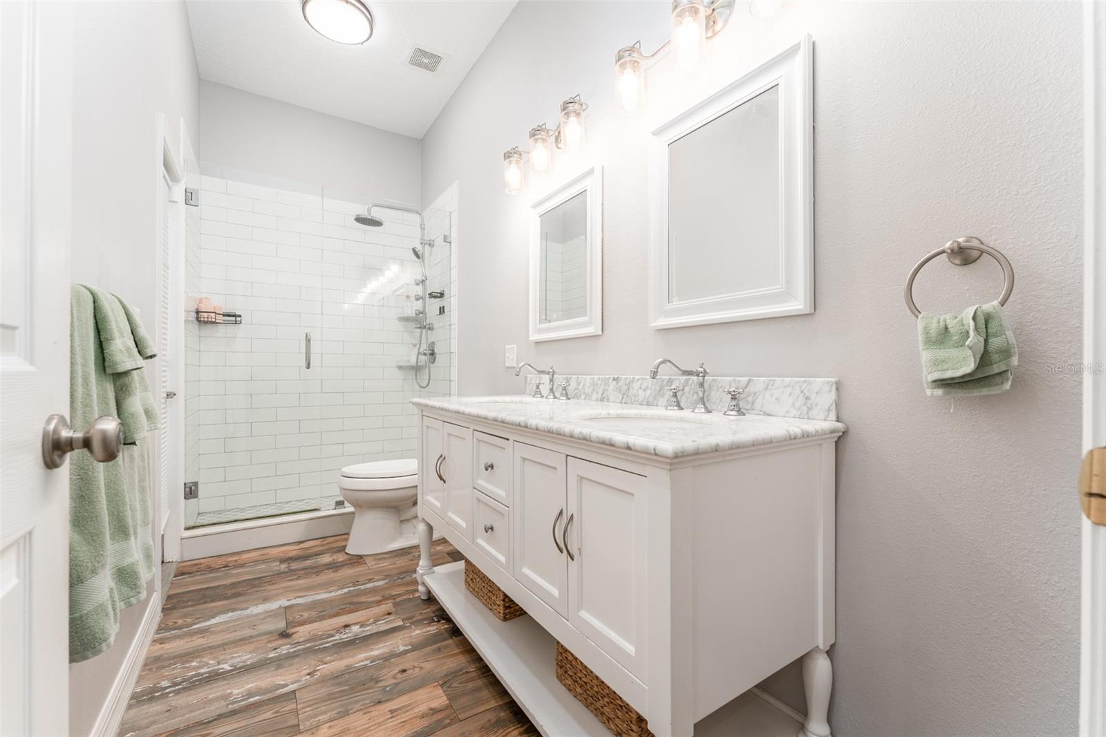 Image 23 of 62 For 5927 Flatwoods Manor Circle