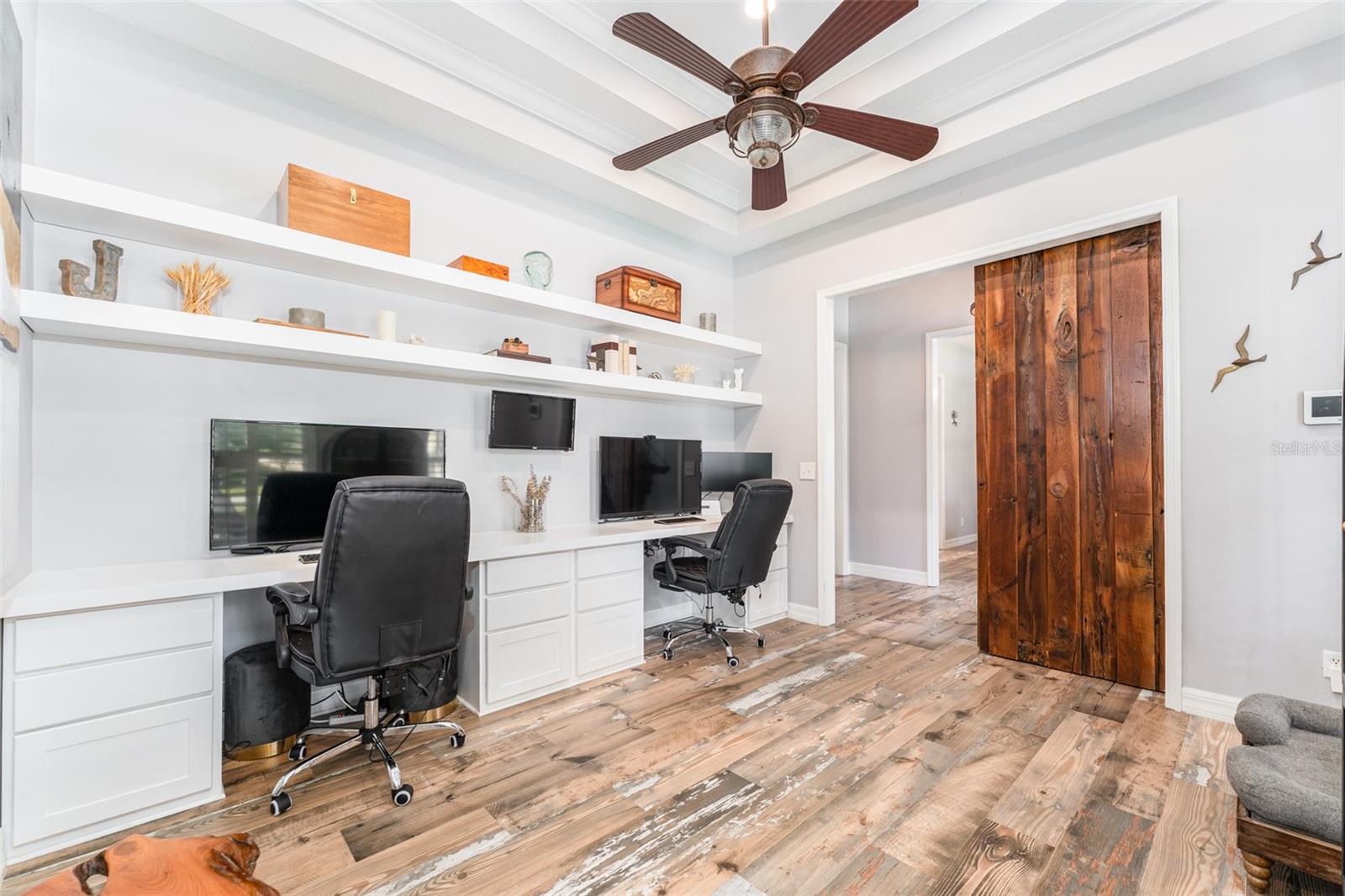 Image 6 of 62 For 5927 Flatwoods Manor Circle