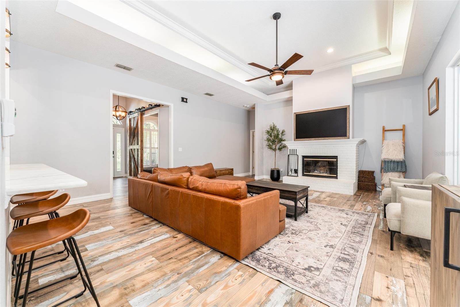 Image 8 of 62 For 5927 Flatwoods Manor Circle