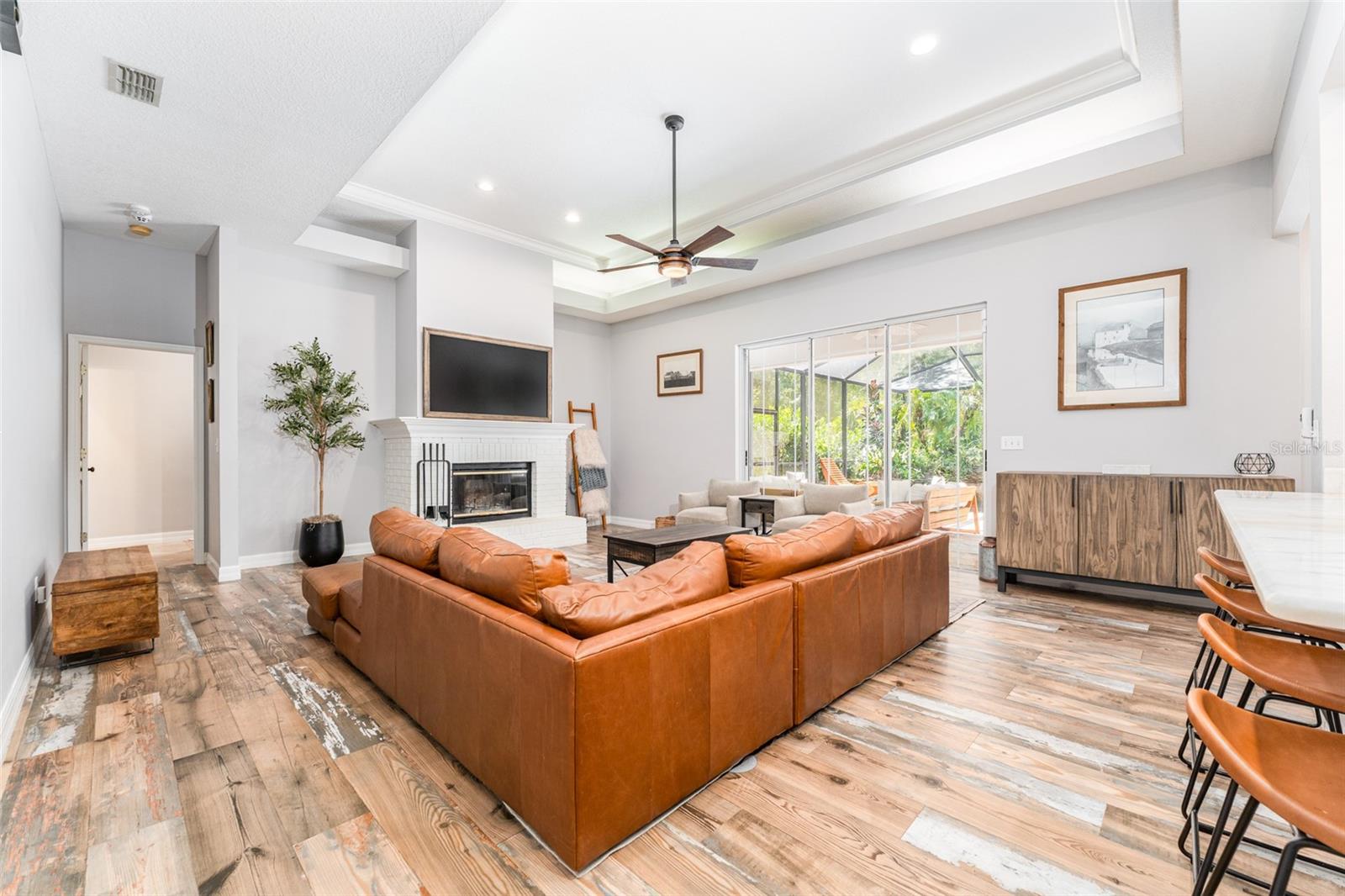 Image 9 of 62 For 5927 Flatwoods Manor Circle