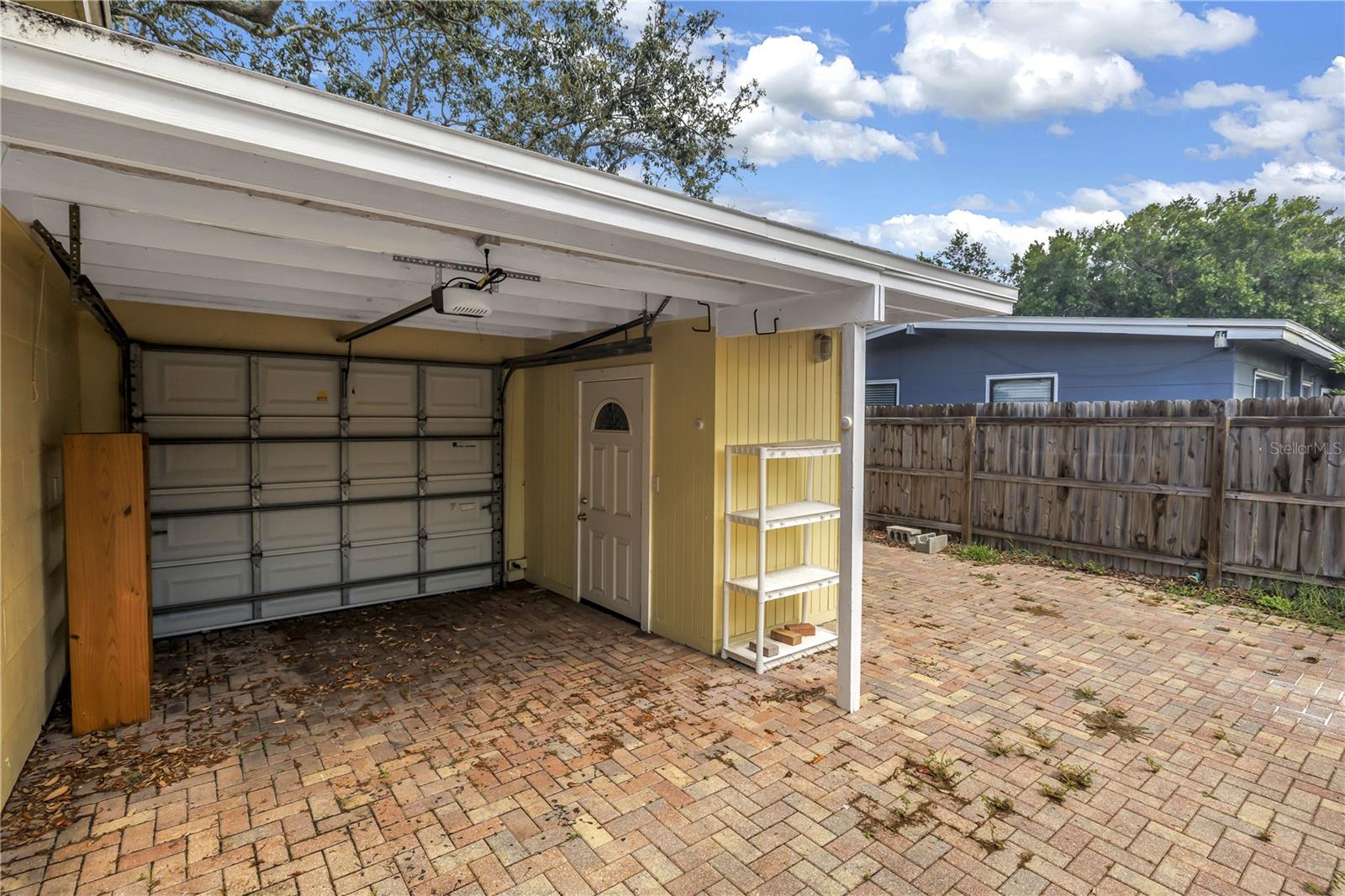 Image 21 of 33 For 914 Sandpiper Way S
