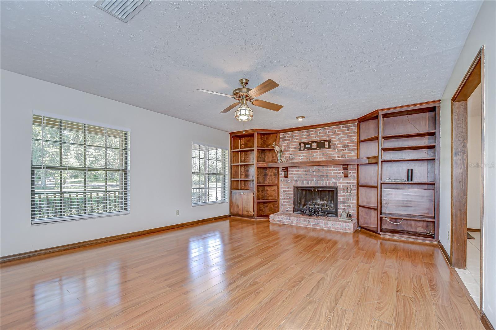 Image 10 of 43 For 3125 Miller Road