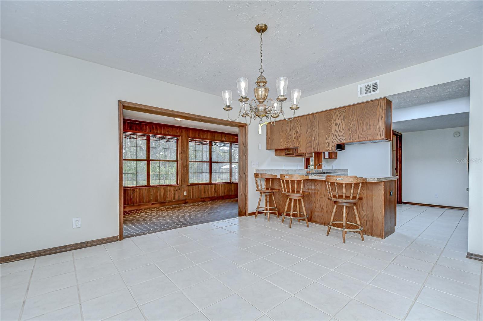 Image 15 of 43 For 3125 Miller Road