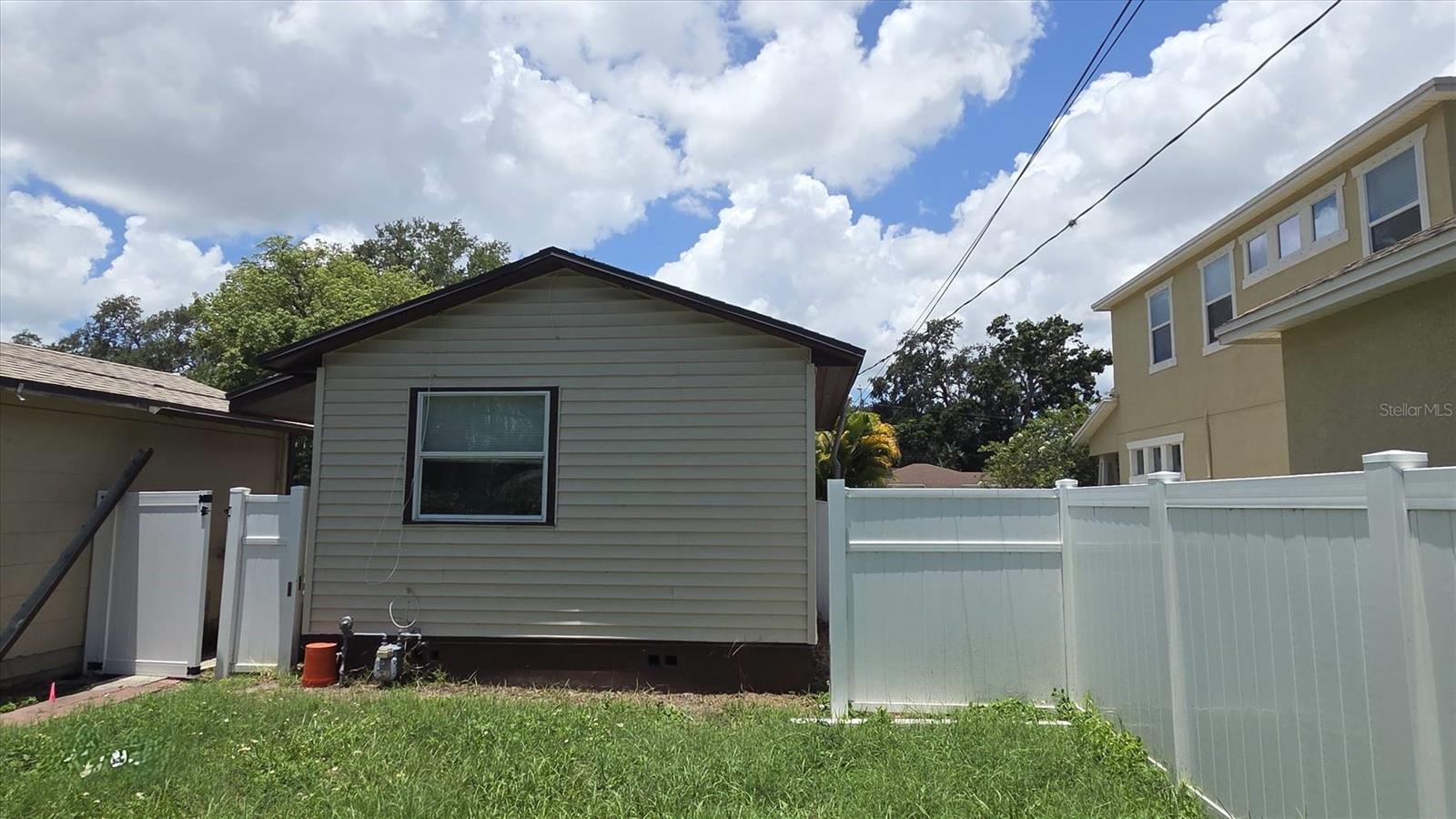 Image 43 of 47 For 3131 Melton Street N
