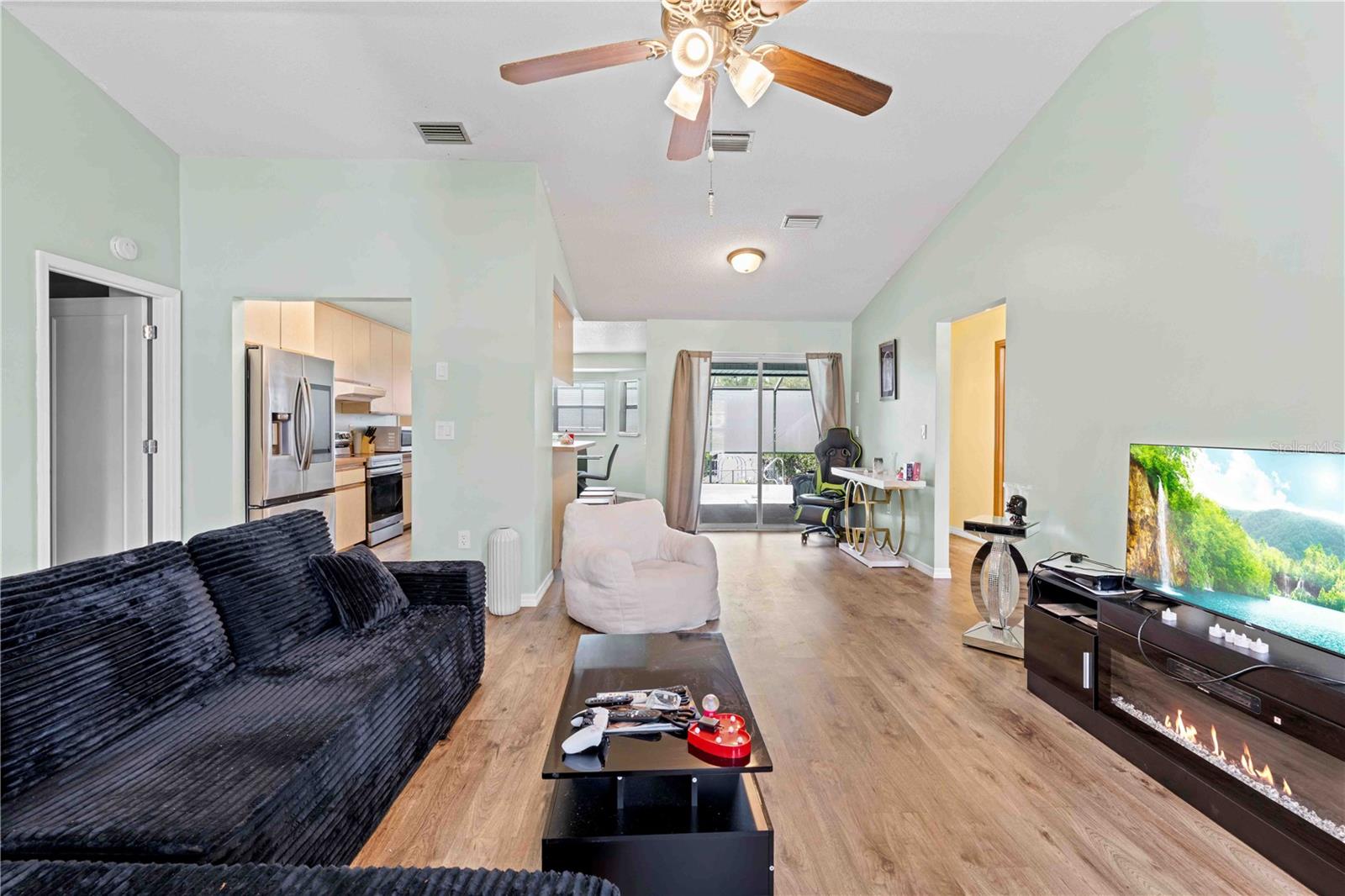 Image 10 of 45 For 12546 Brookside Street