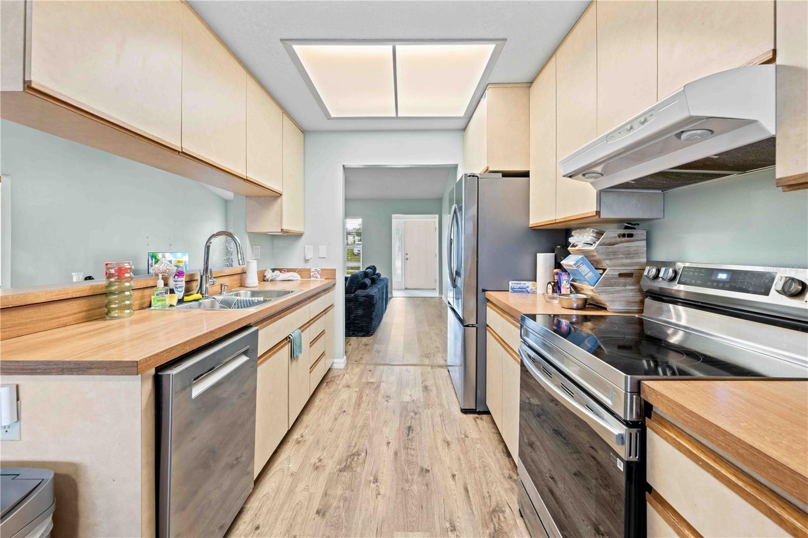 Image 15 of 45 For 12546 Brookside Street