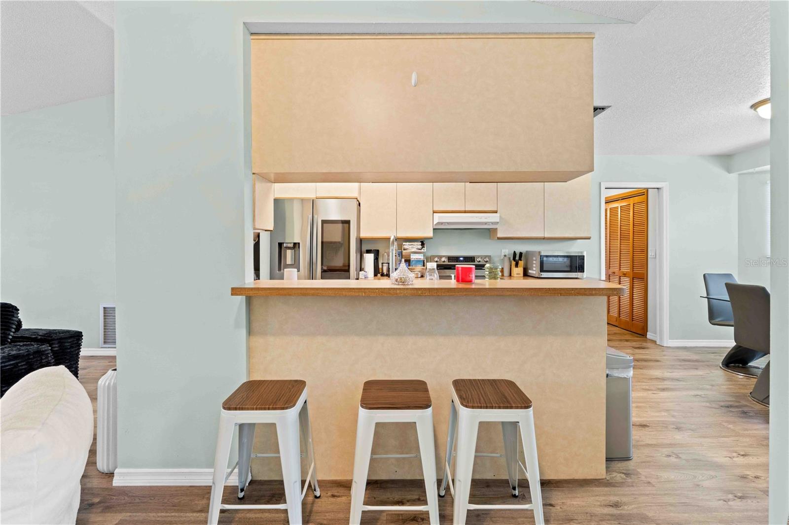 Image 17 of 45 For 12546 Brookside Street