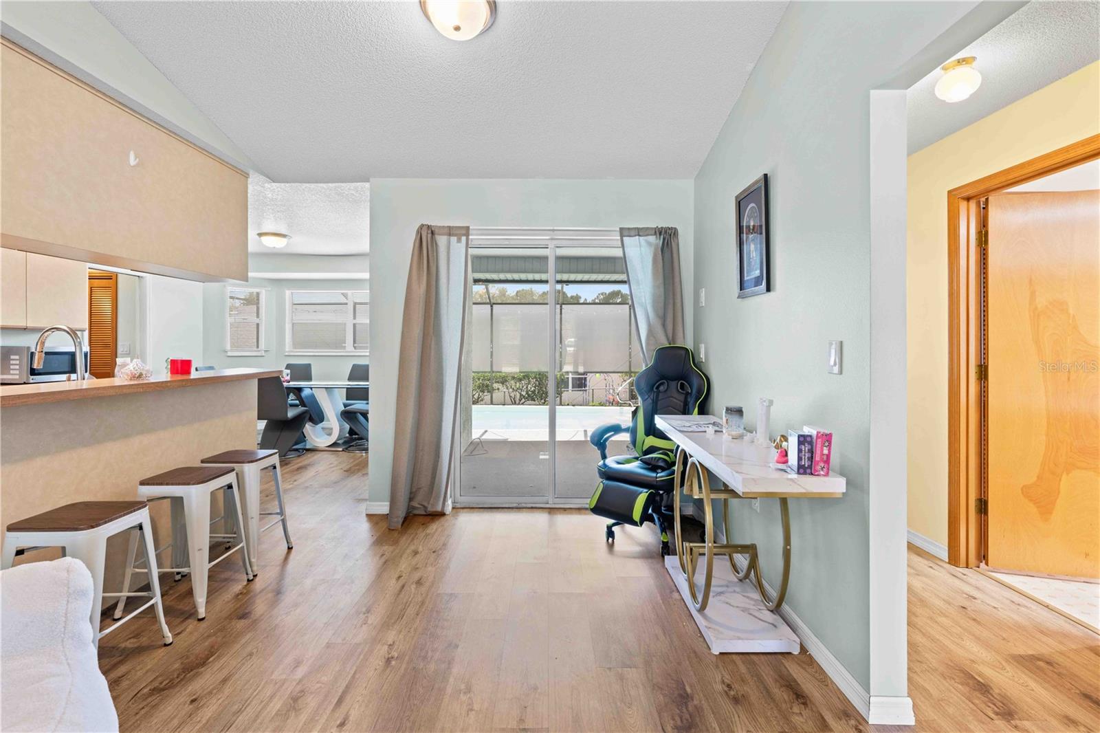 Image 18 of 45 For 12546 Brookside Street