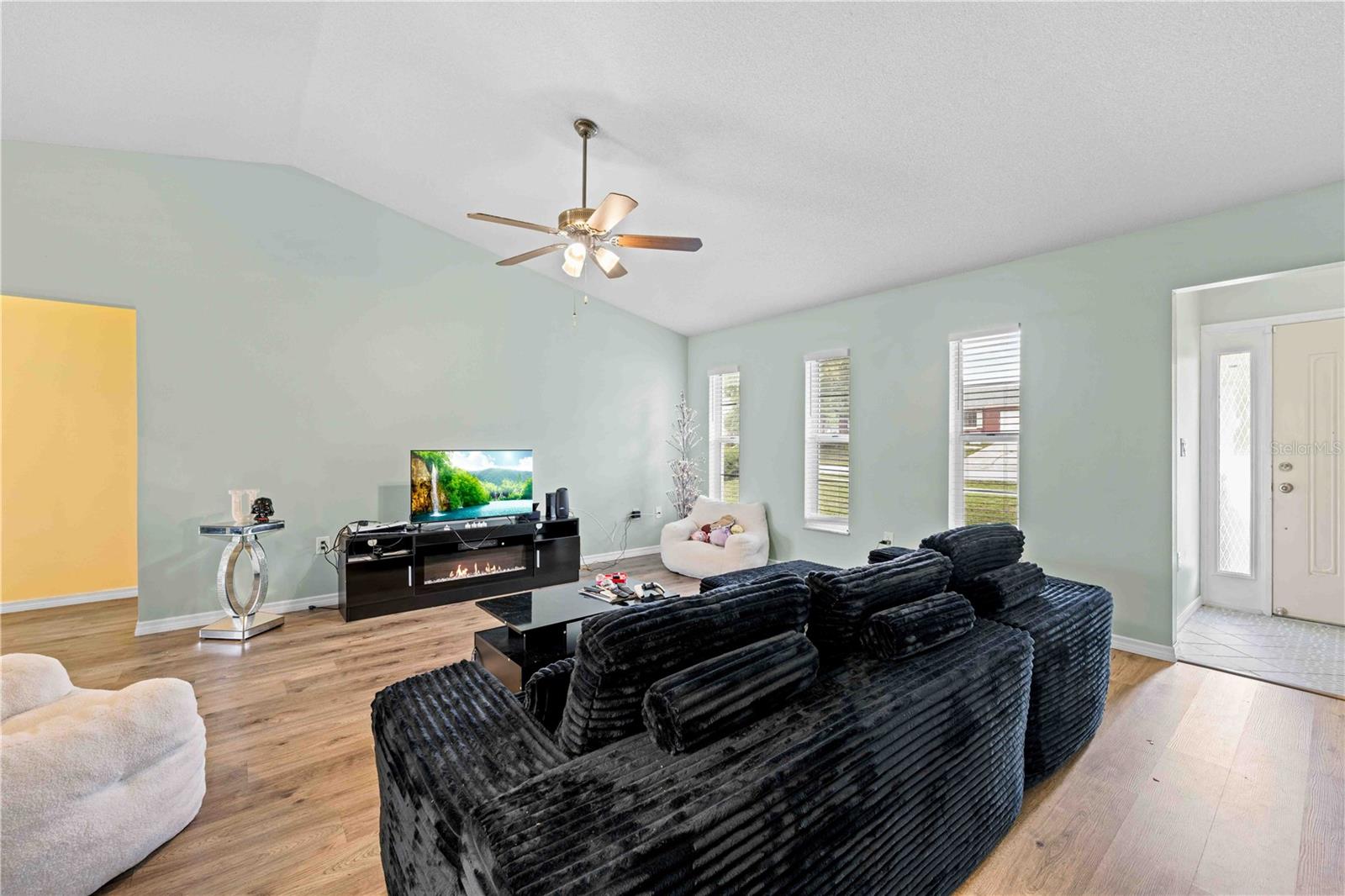 Image 7 of 45 For 12546 Brookside Street